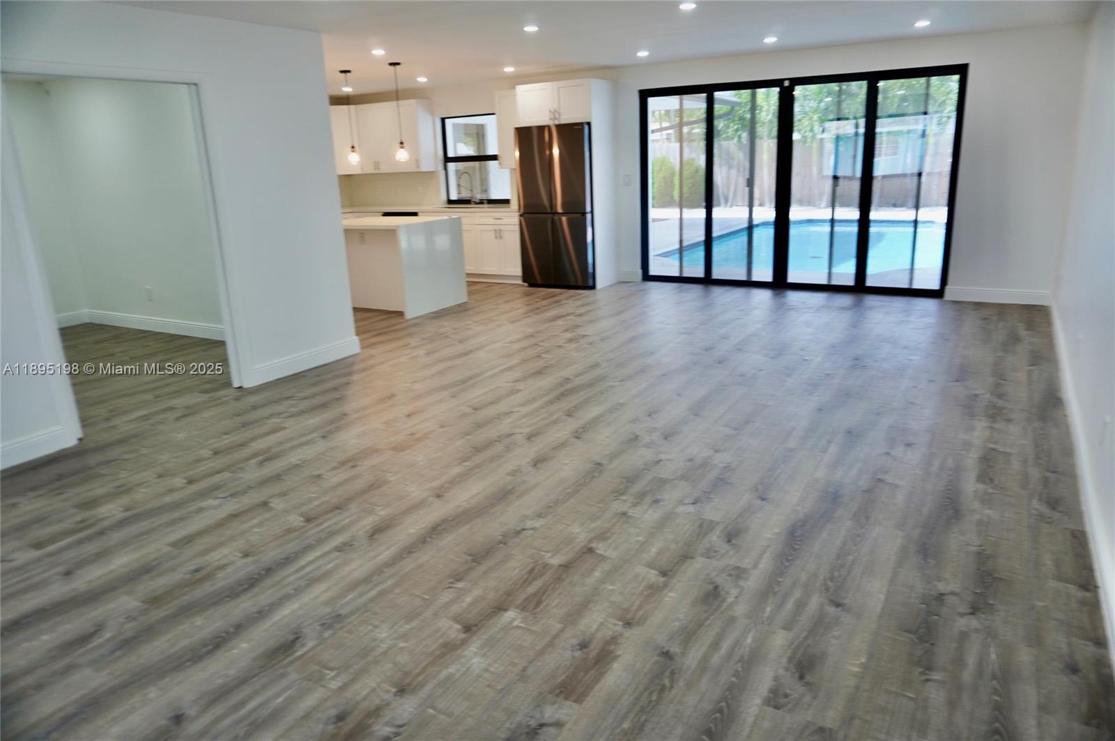 7321 Allen Dr, Hollywood, Florida 33024