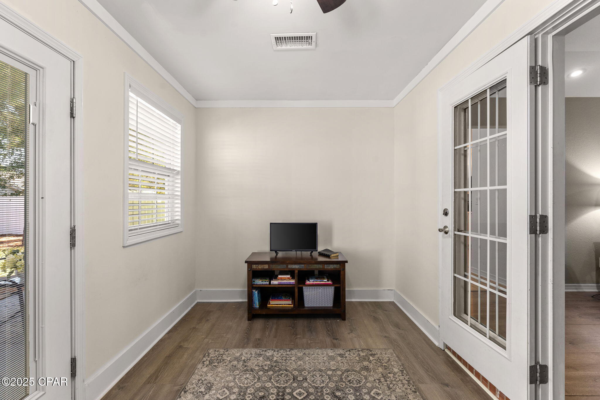 Image 6 For 204 Windsor Way