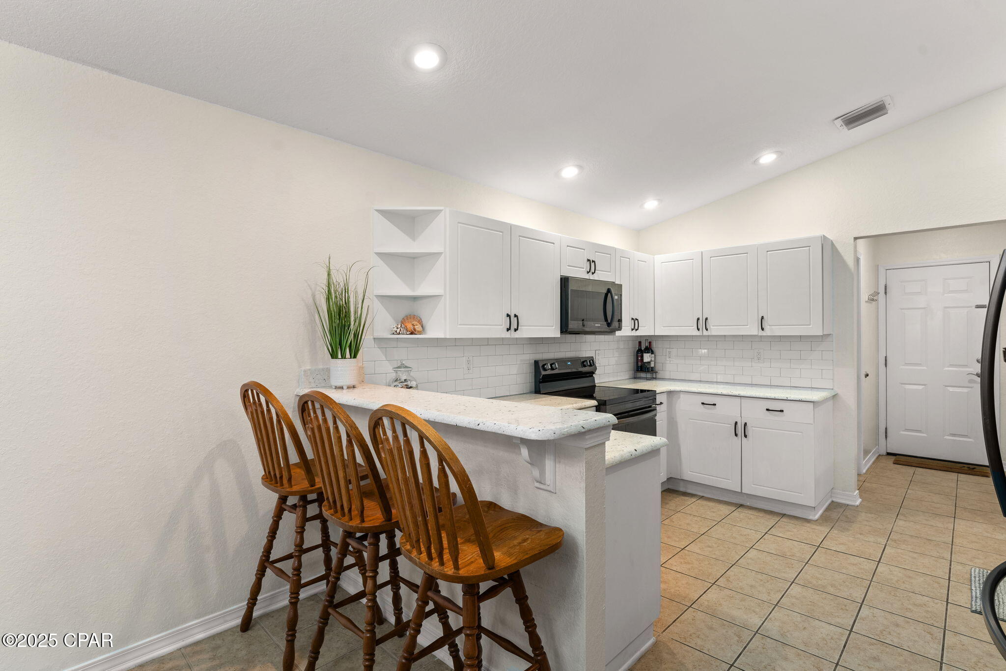 Image 8 For 204 Windsor Way