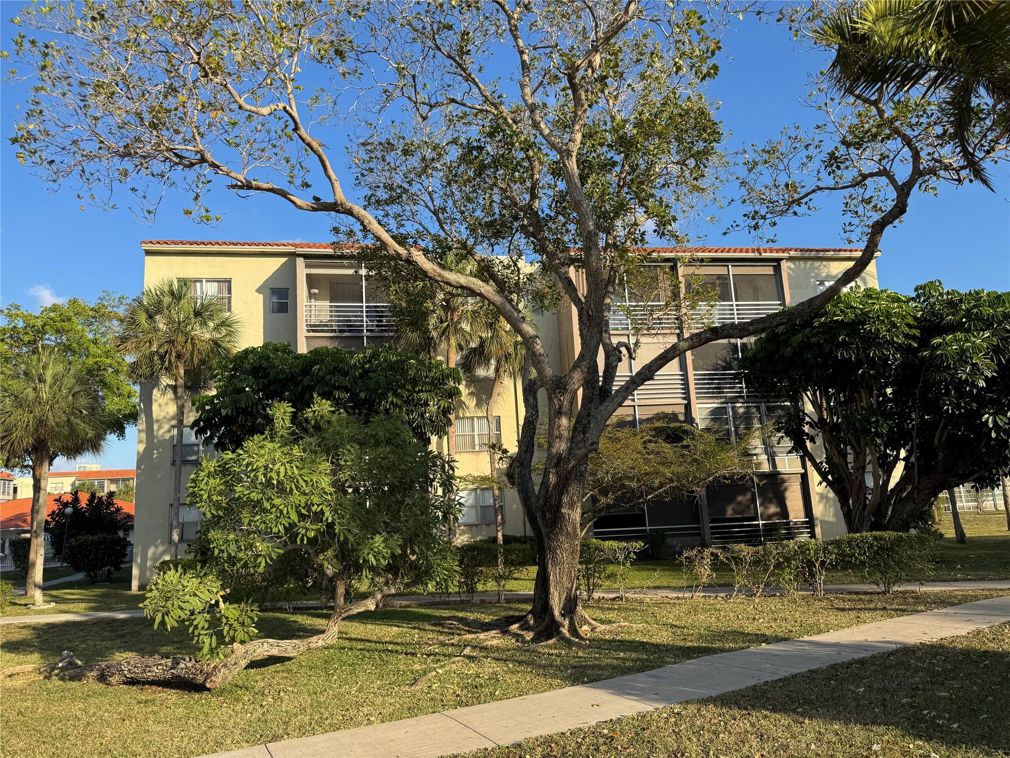 Homes for sale in North Lauderdale, FL | 1810 N Lauderdale Ave #2210, North Lauderdale, FL 33068 | MLS# F10531827