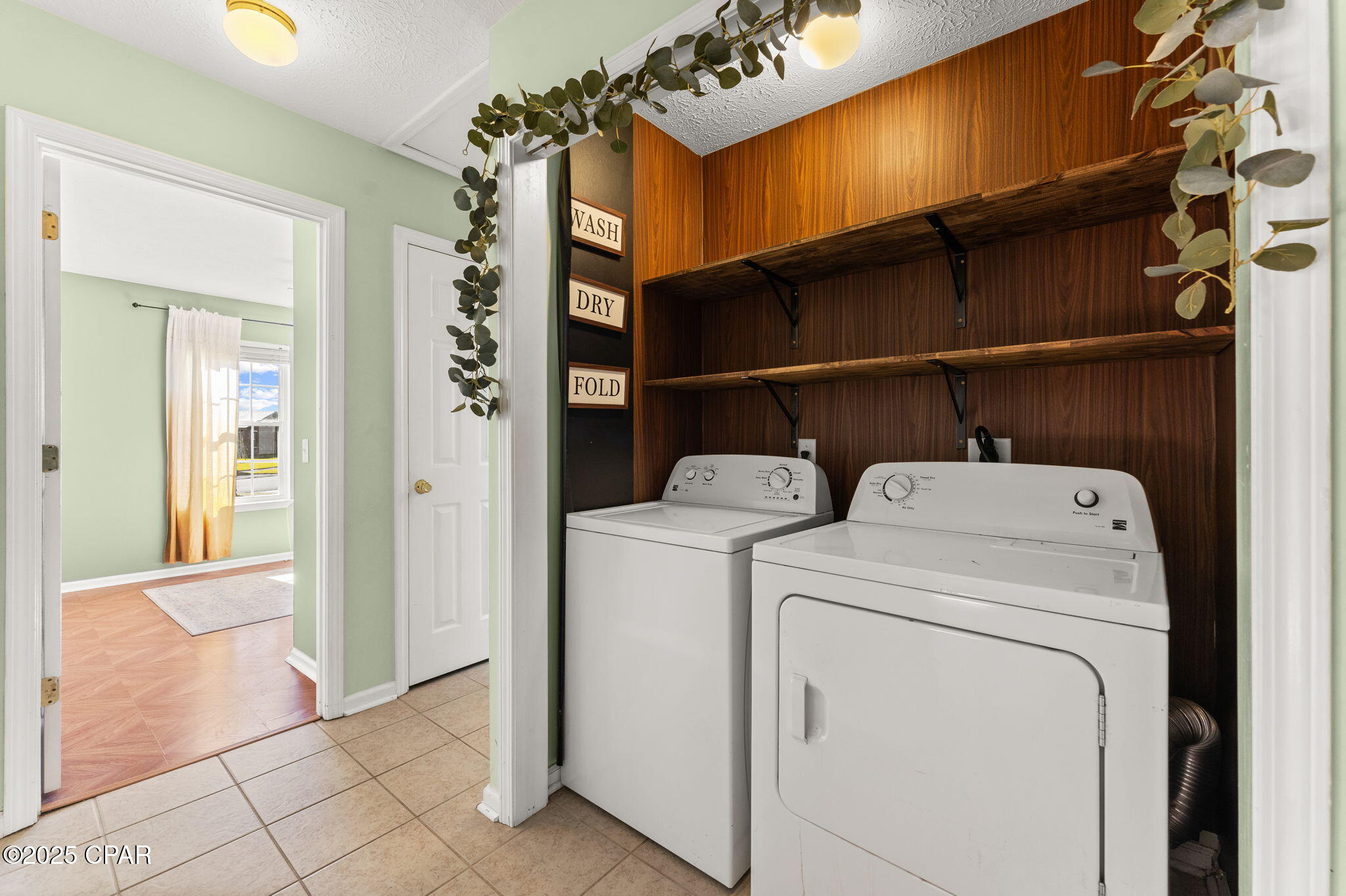 Image 28 For 229 Hannover Circle