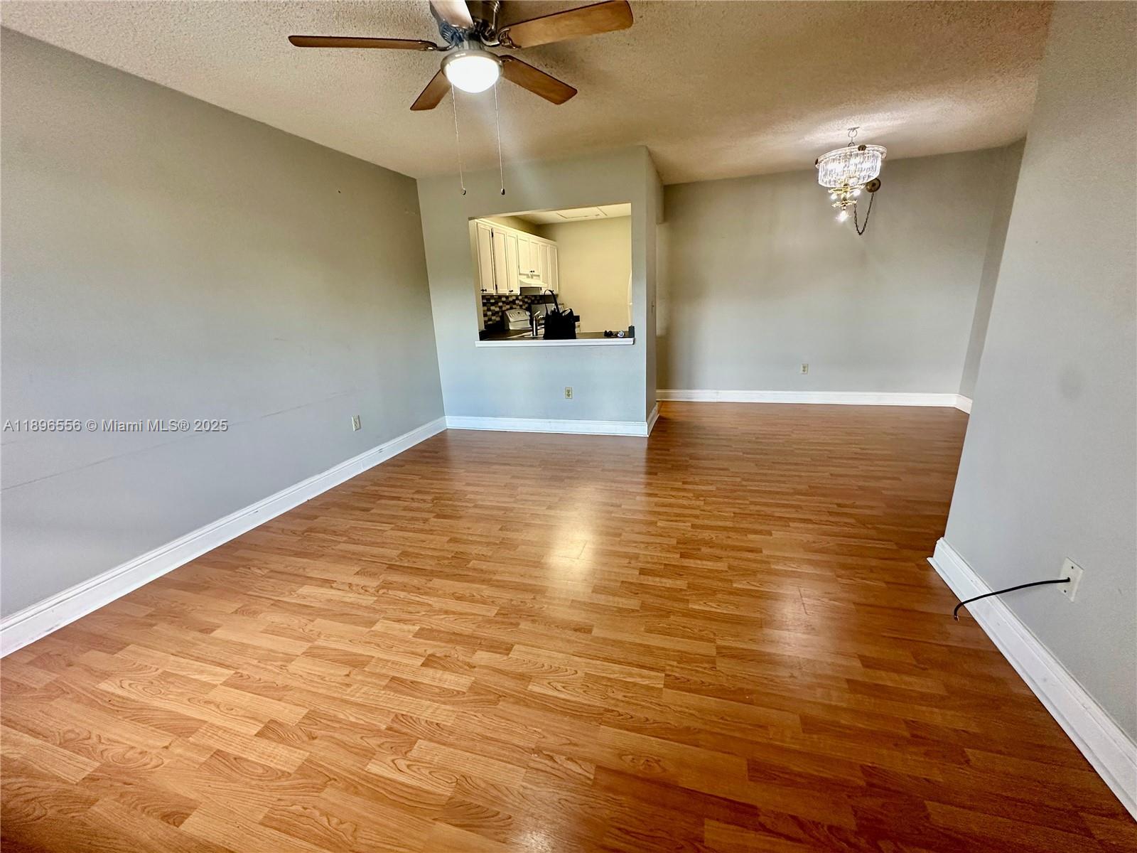 Lago Grande One Condo