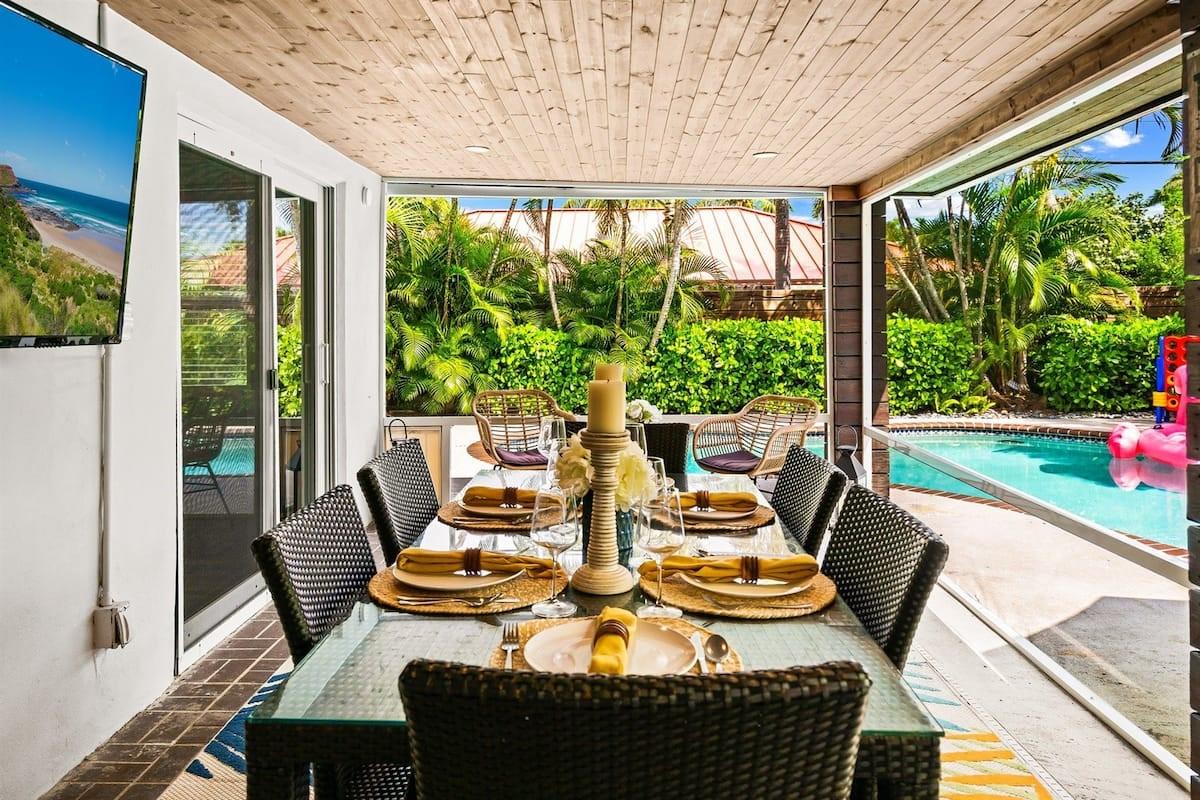 Homes for sale in Lauderdale By The Sea, FL | 1949 Windward Dr, Lauderdale By The Sea, FL 33062 | MLS# F10531823