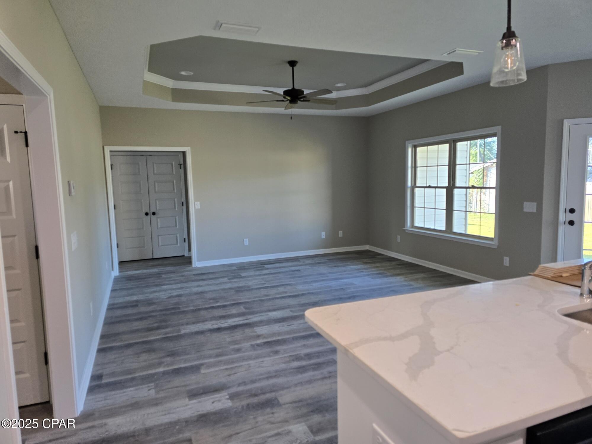 Image 3 For 863 12th Street