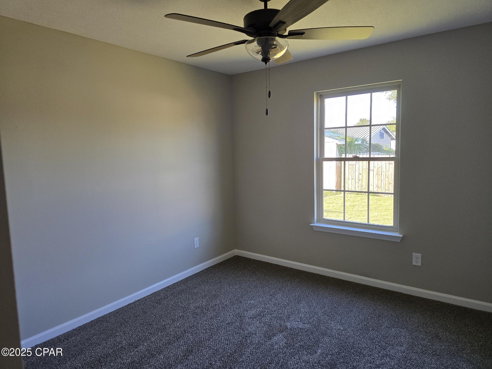 Image 4 For 863 12th Street