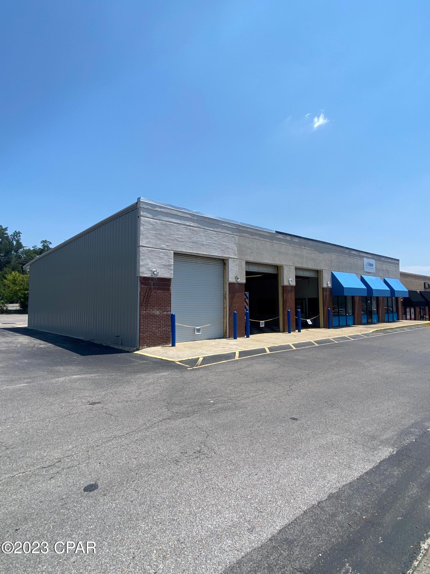 Image 2 For 4462 Lafayette Street