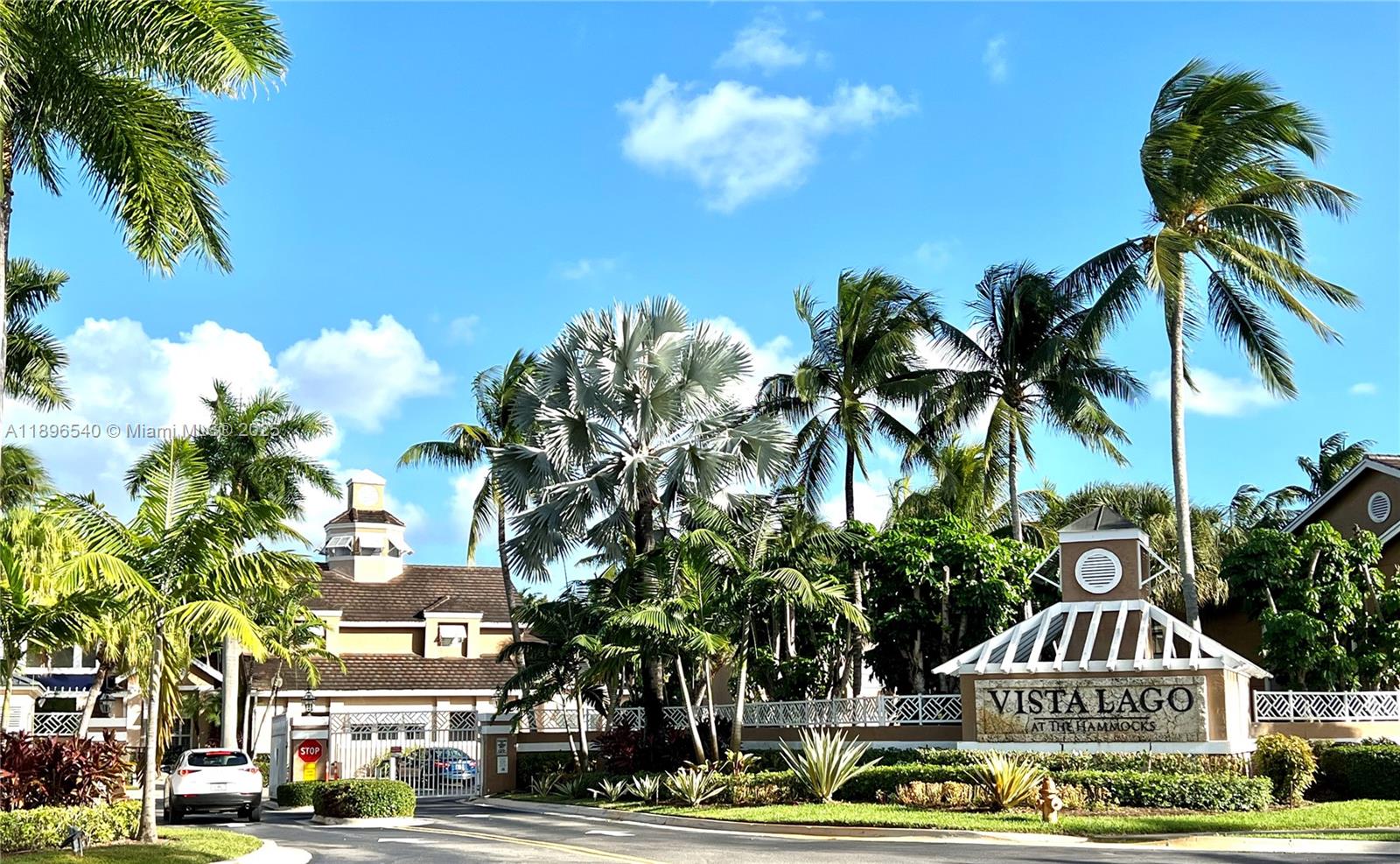 Vista Lago At The Hammock