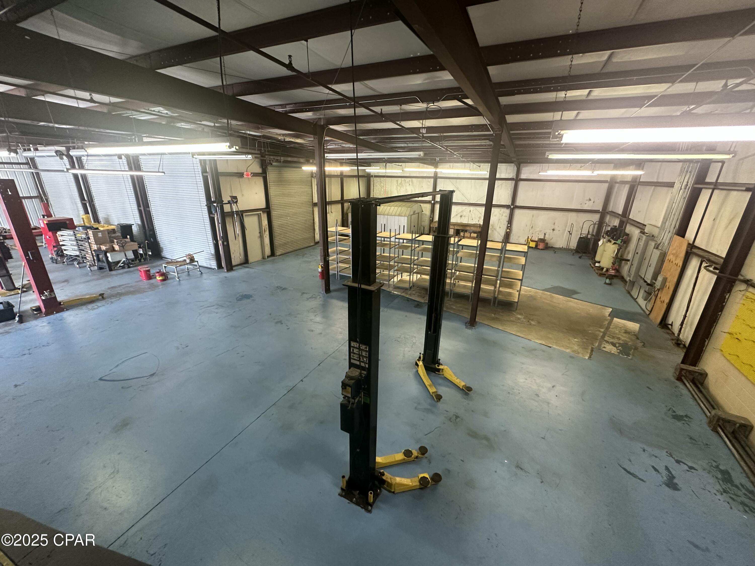 Image 10 For 4462 Lafayette St Street