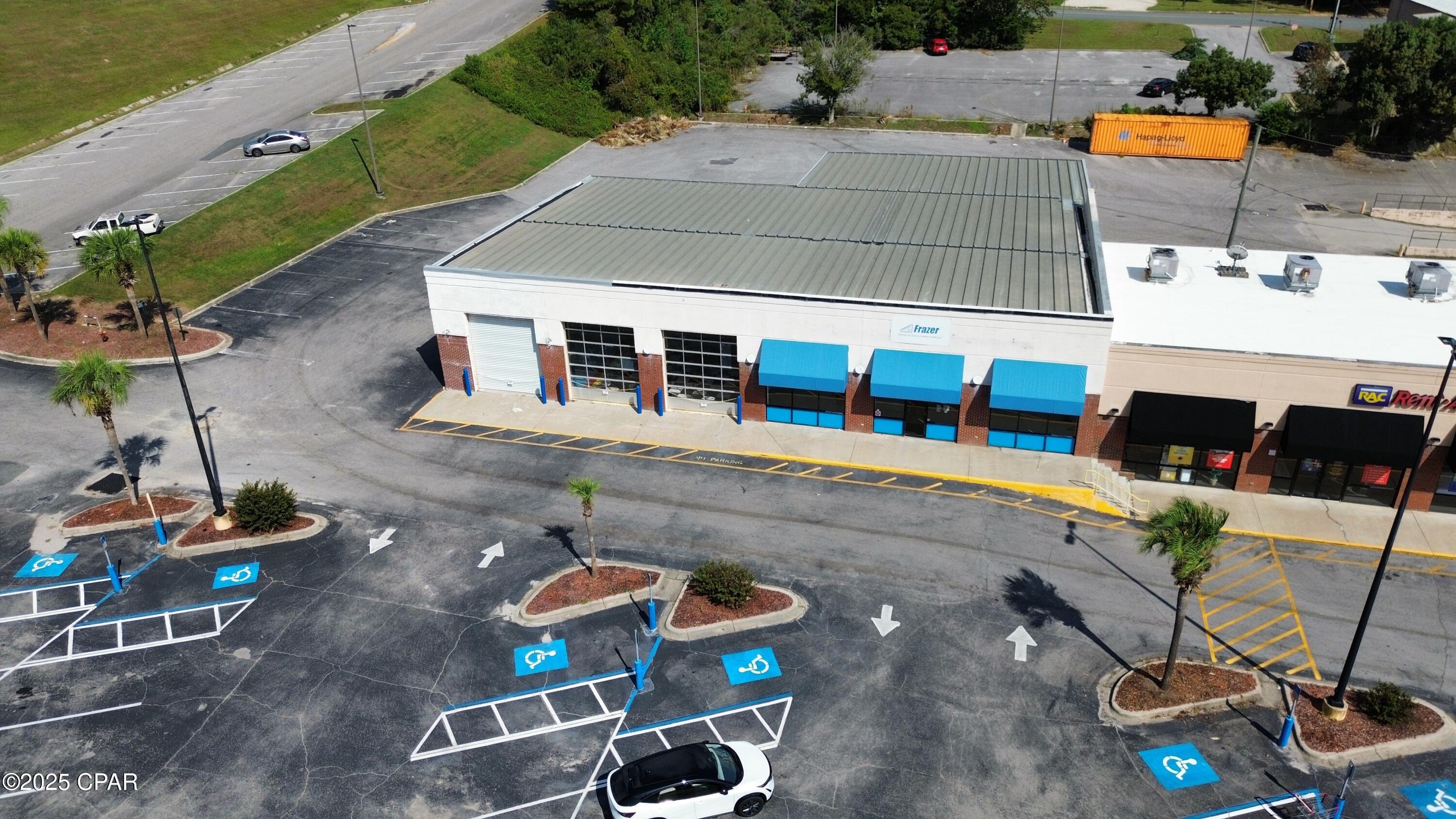 Image 3 For 4462 Lafayette St Street