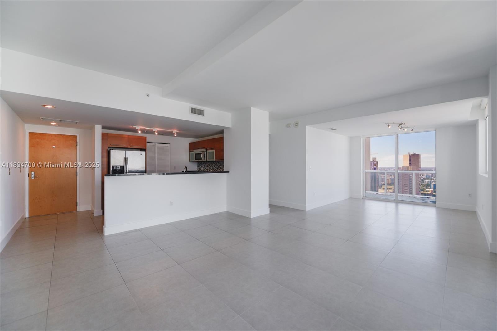Vizcayne South Condo
