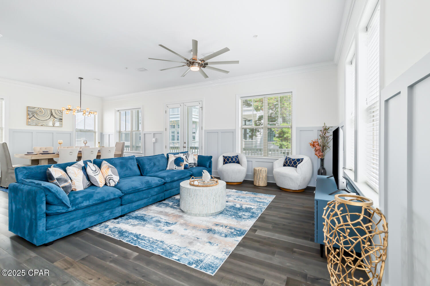 Listing photo id 20 for 337 Grande Pointe Circle