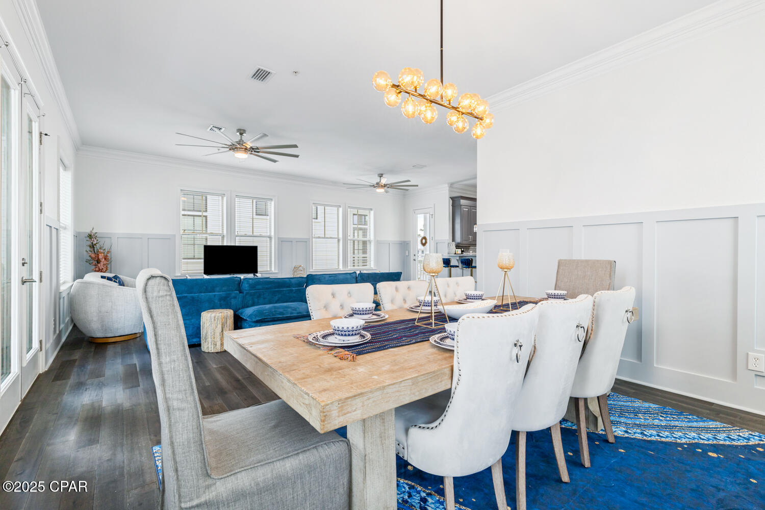 Listing photo id 23 for 337 Grande Pointe Circle