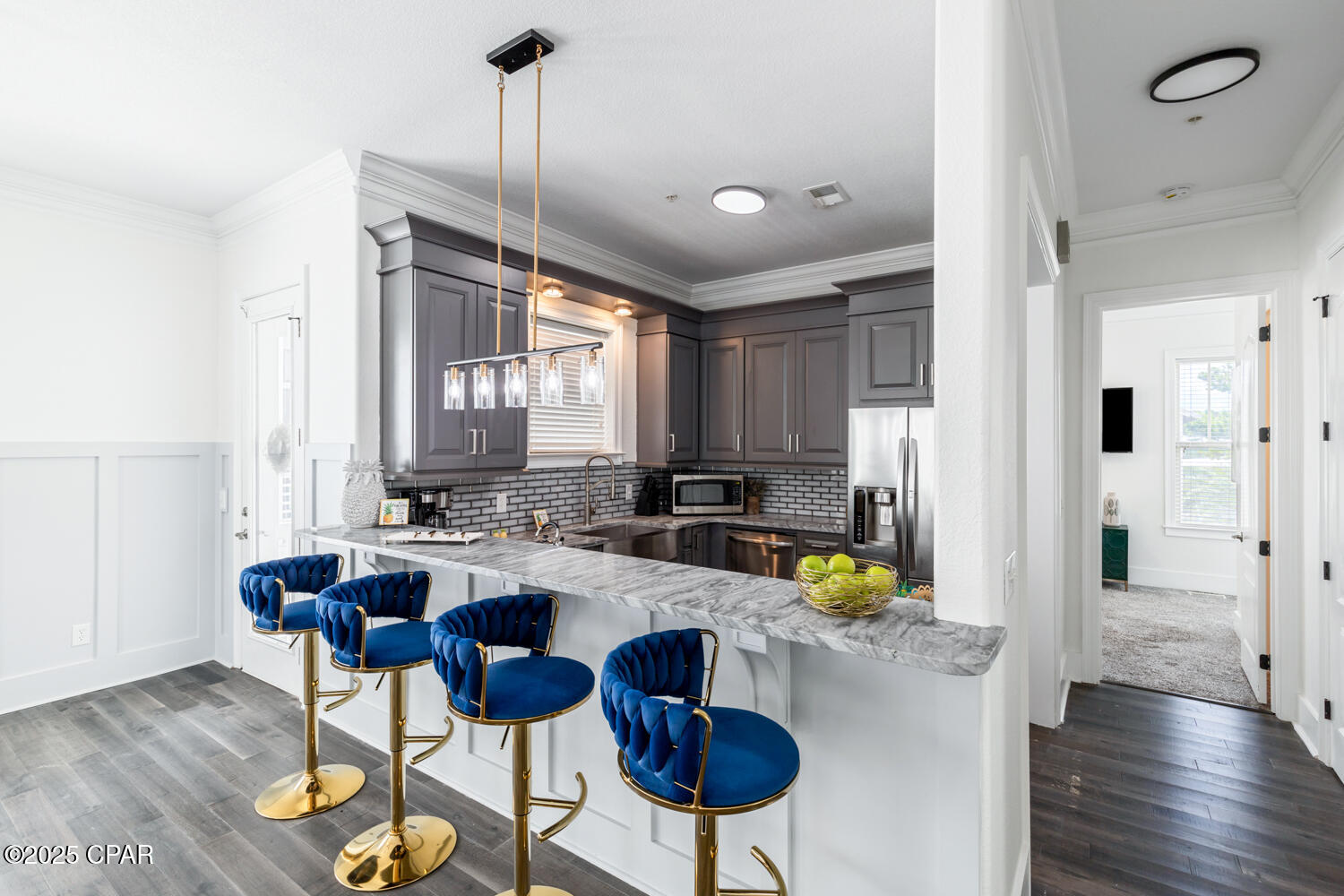 Listing photo id 26 for 337 Grande Pointe Circle