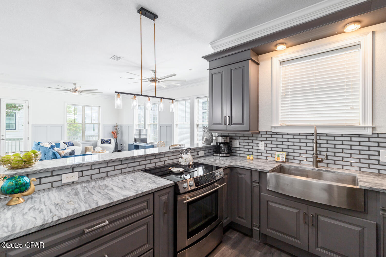 Listing photo id 29 for 337 Grande Pointe Circle