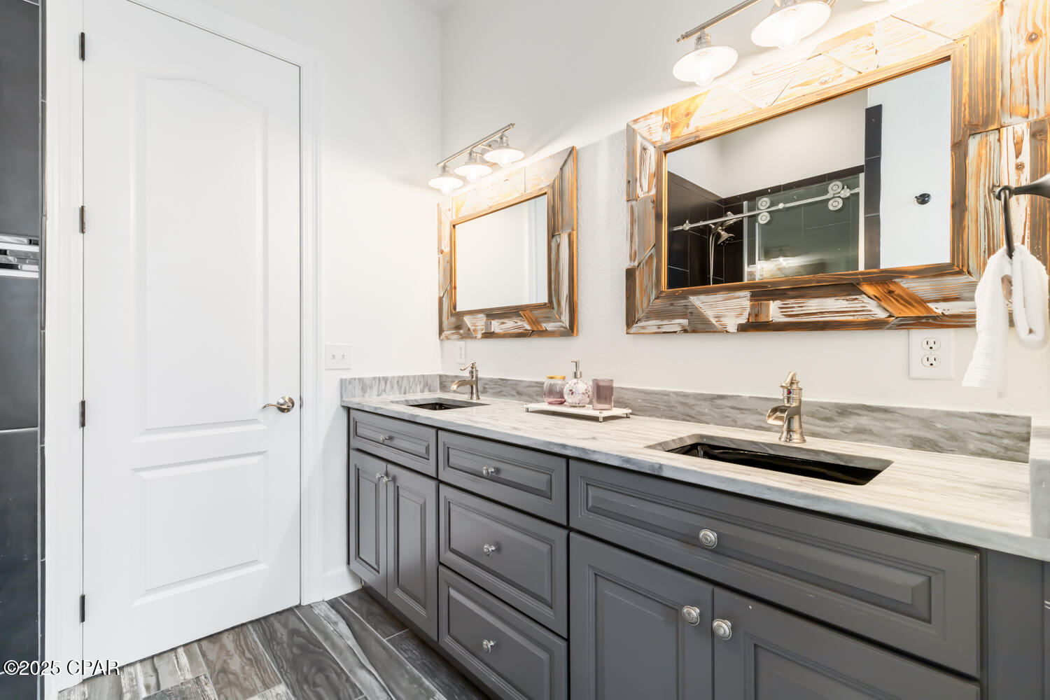 Image 39 For 337 Grande Pointe Circle