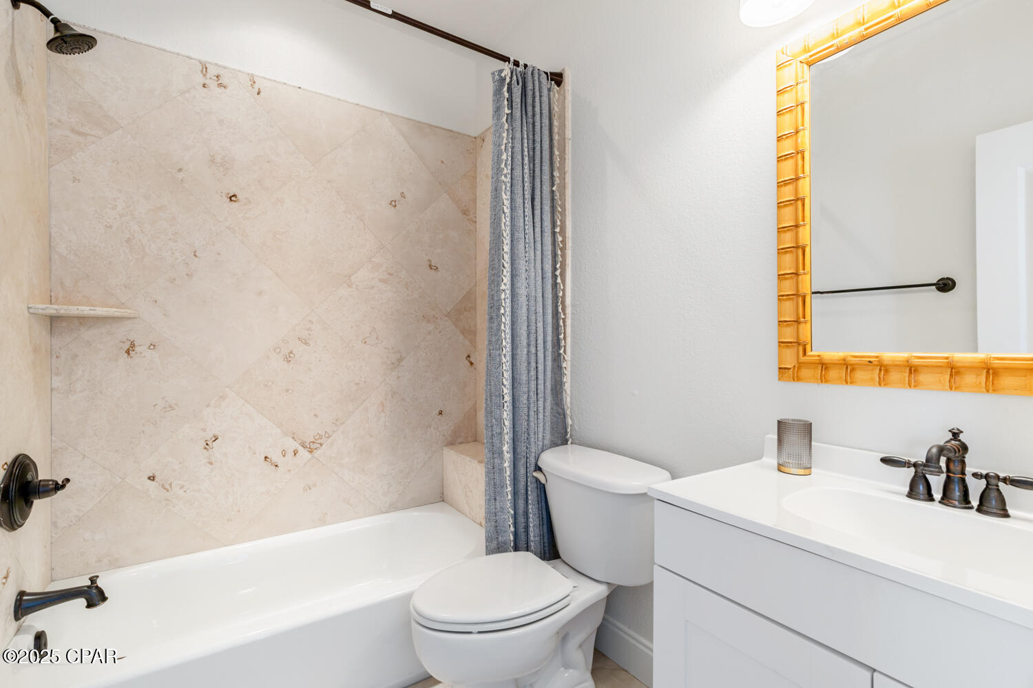 Listing photo id 53 for 337 Grande Pointe Circle