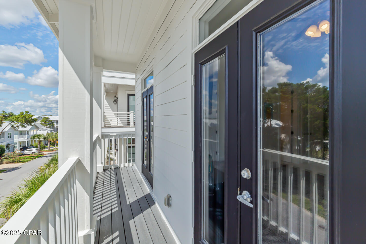 Listing photo id 57 for 337 Grande Pointe Circle