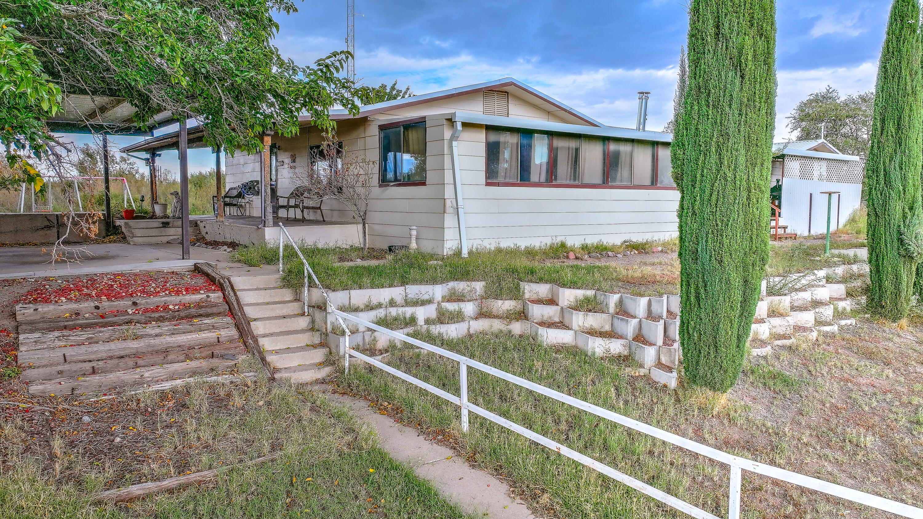 Homes for sale in Truth Or Consequences, NM | 1715 Carrie St, Truth Or Consequences, NM 87901 | MLS# 1092990