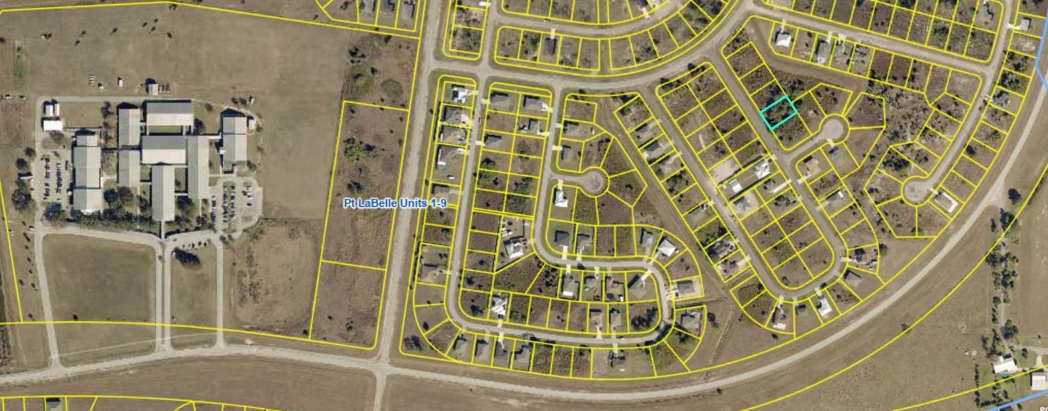 Homes for sale in Port Labelle, FL | 8007 Mangrove Cir, Port Labelle, FL 33935 | MLS# F10531947