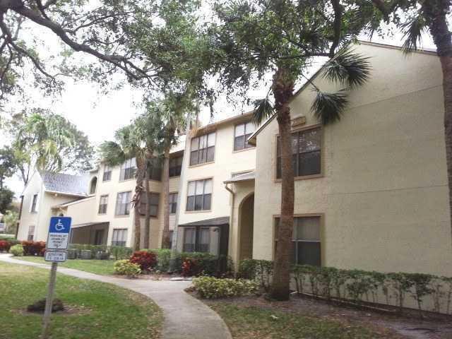 Boynton Landings Condo