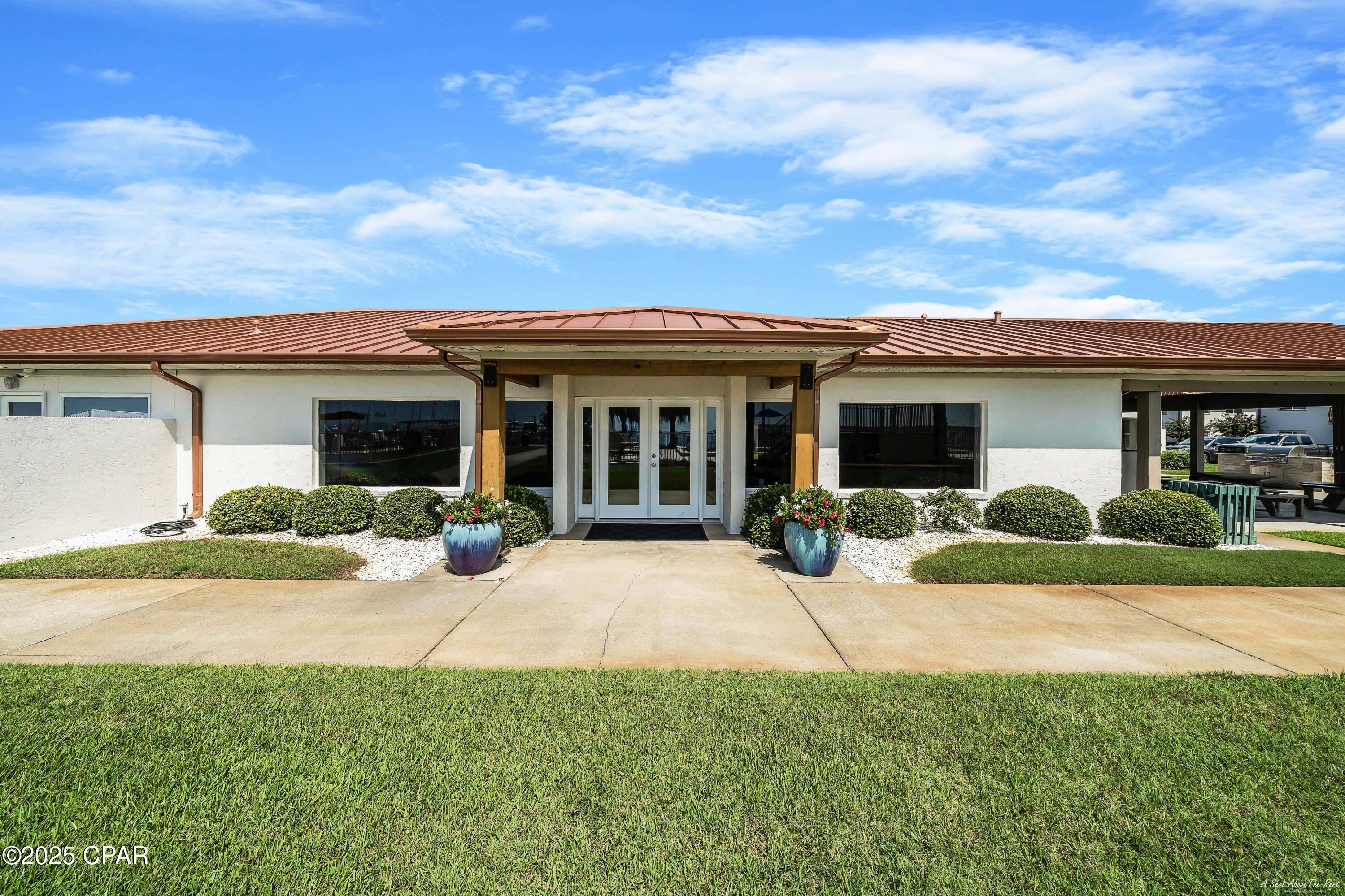 Image 41 For 2100 W Beach Drive N101