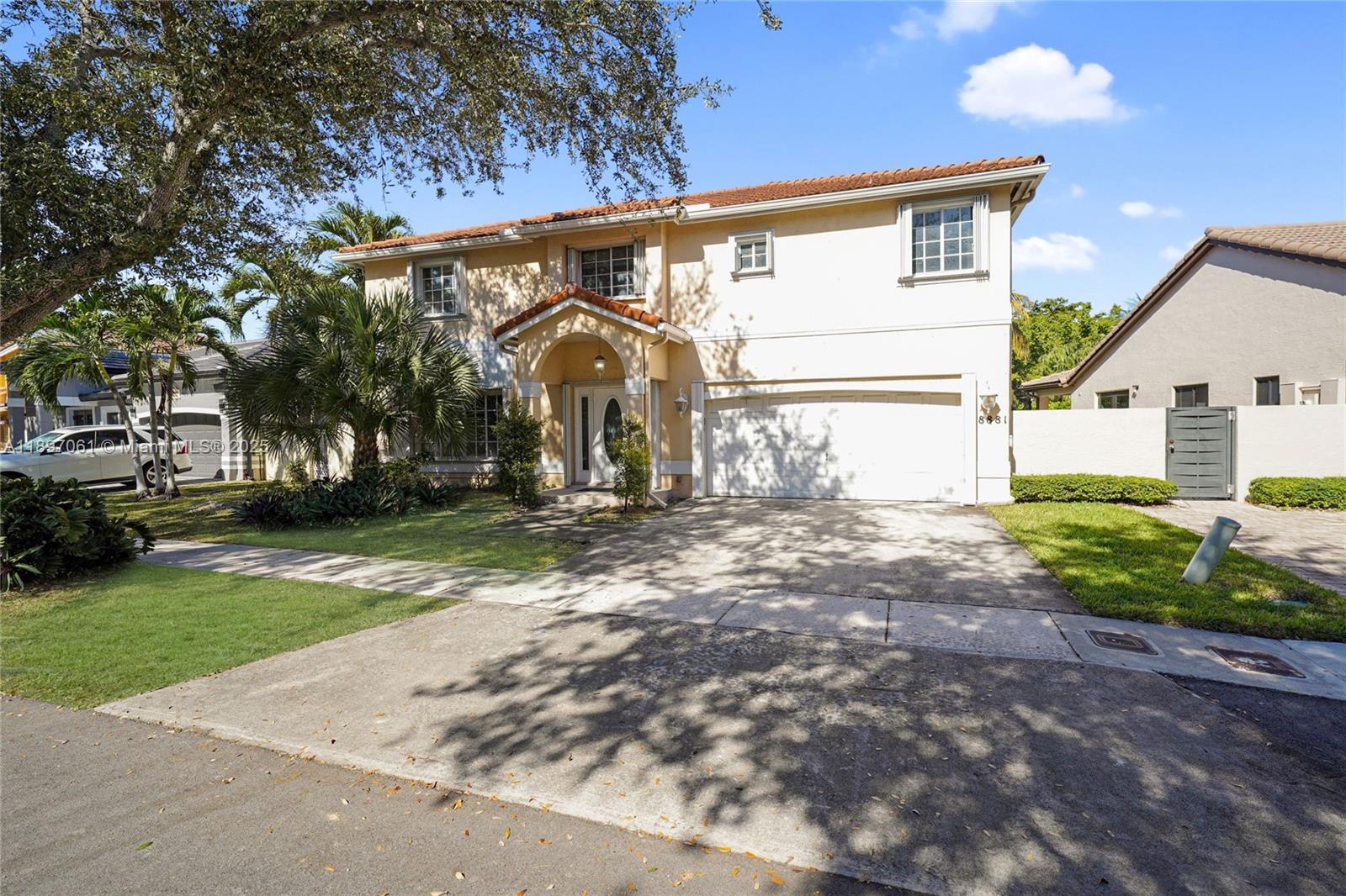 Lakes On The Green Gwendo