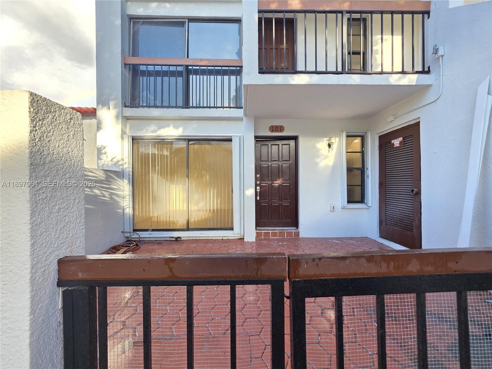 Highlands At Kendall Lks