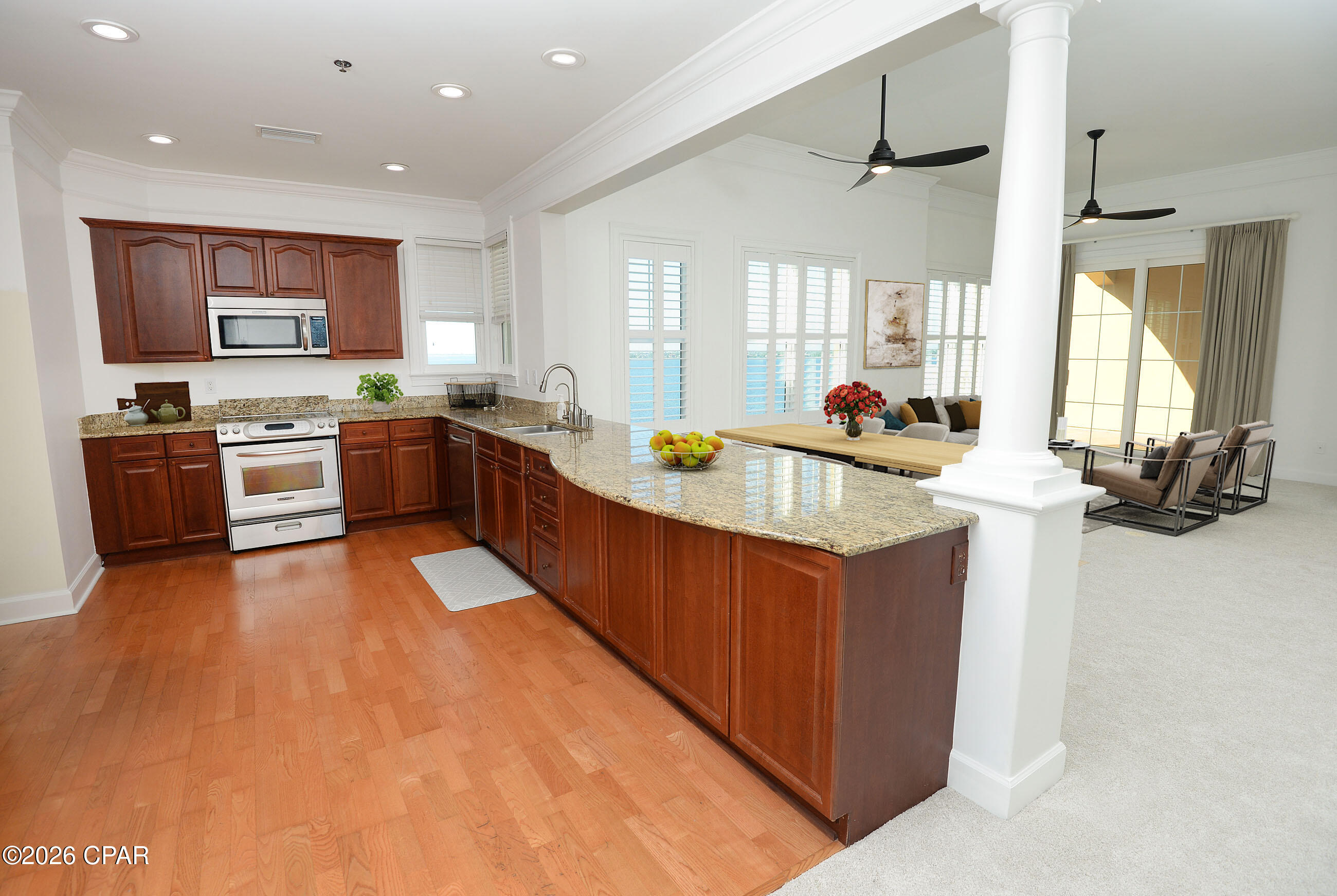 Image 11 For 3001 10th Street 711