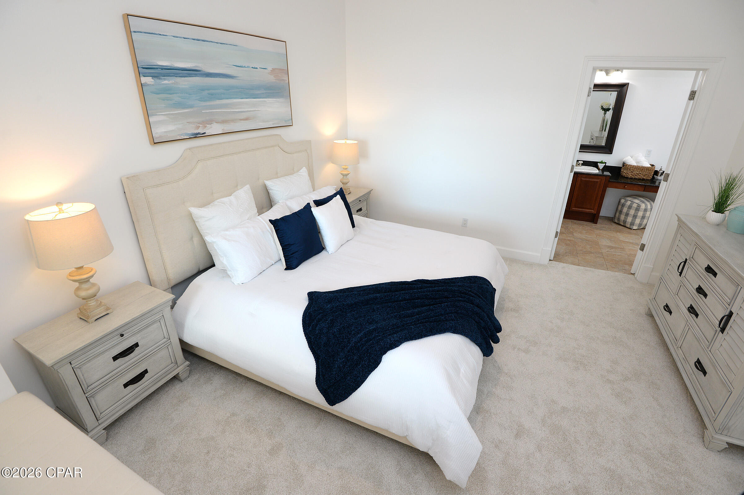 Image 16 For 3001 10th Street 711