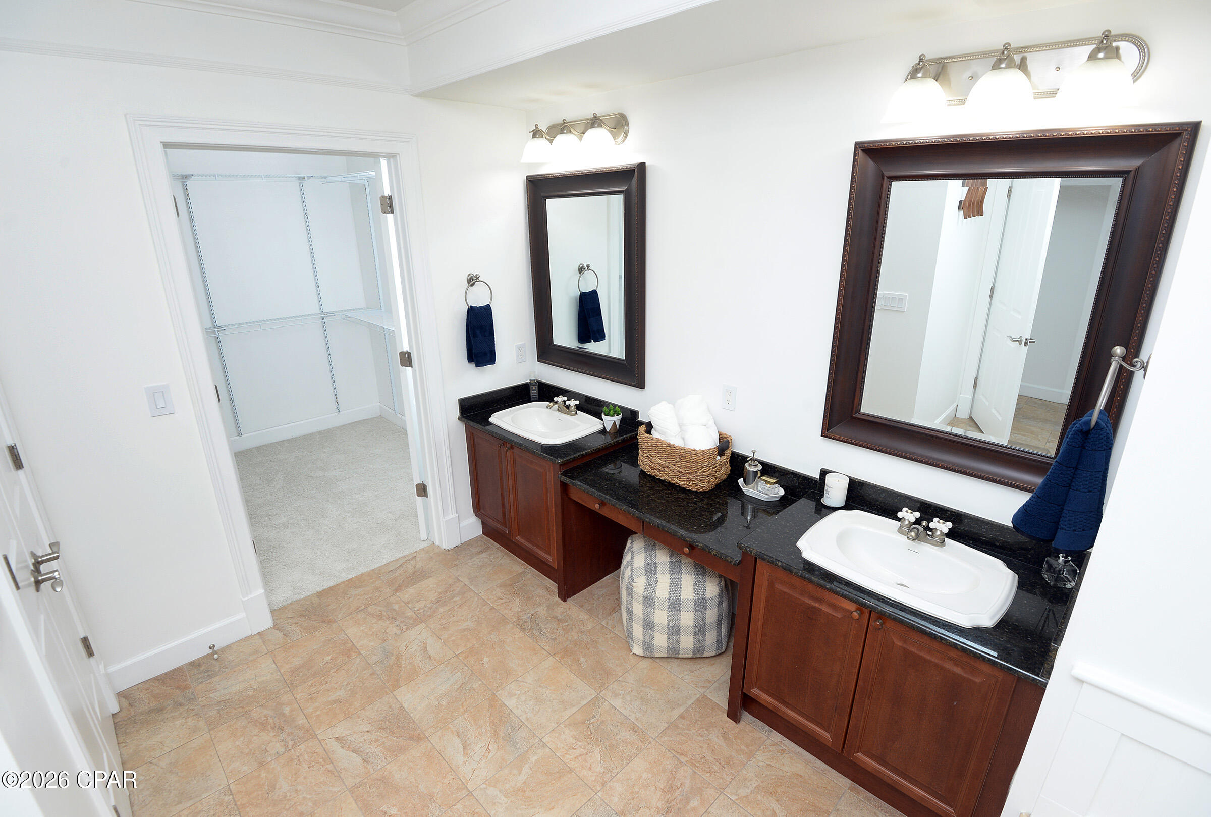 Image 19 For 3001 10th Street 711