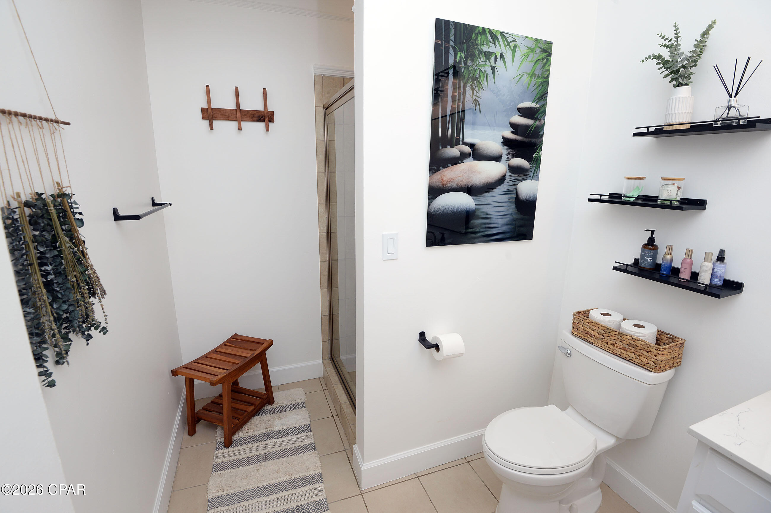 Image 27 For 3001 10th Street 711