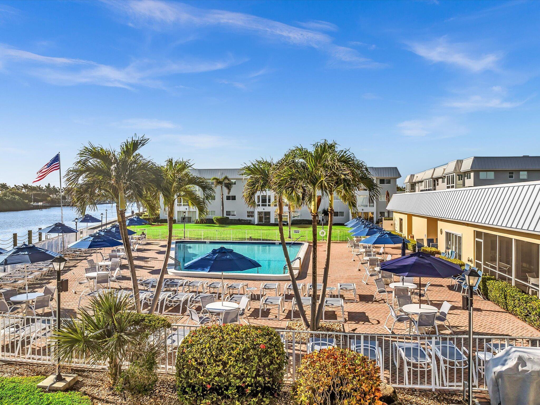 Colonial Club Condo Sec 1