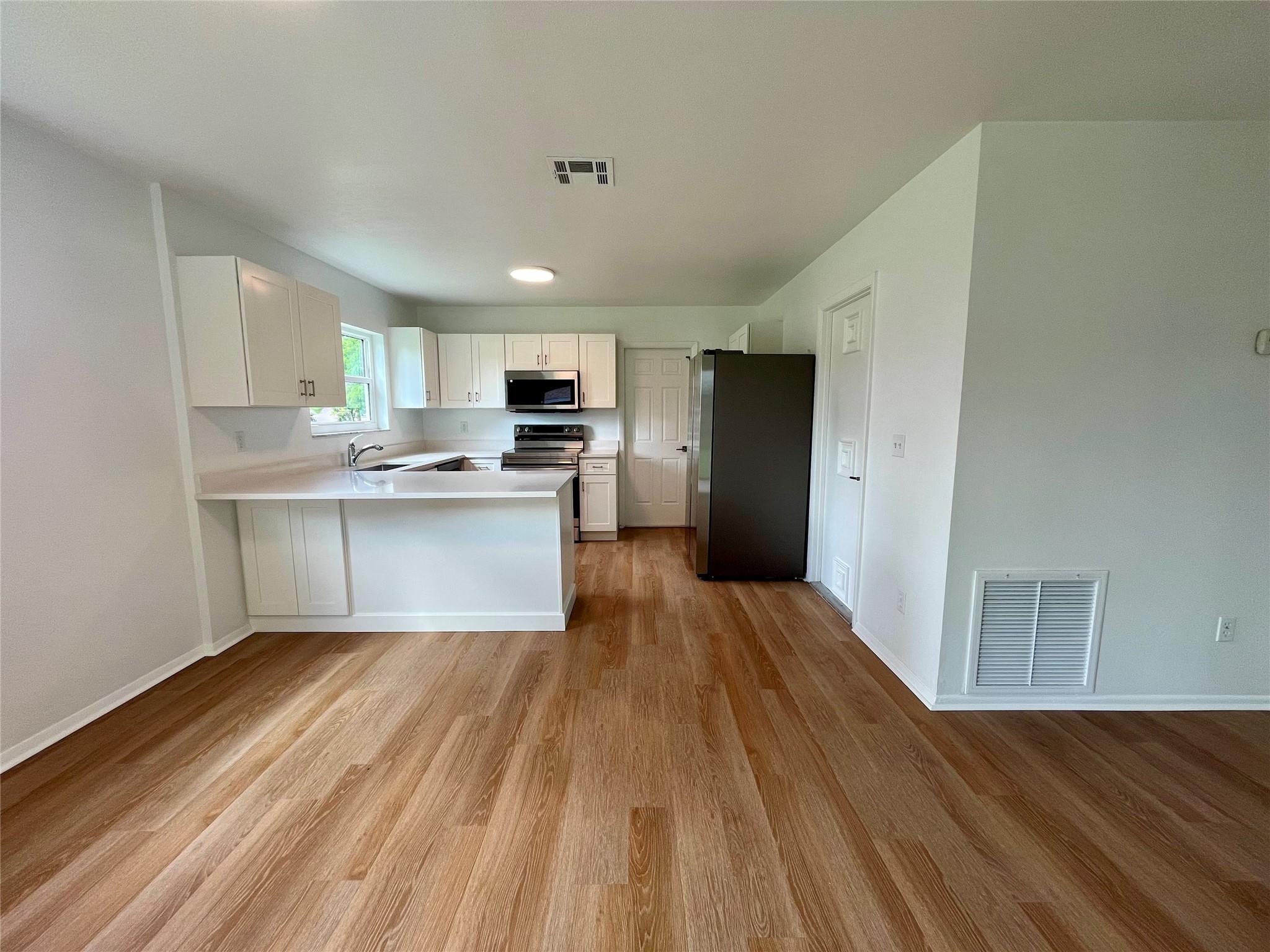 Homes for sale in Vero Beach, FL | 965 Highland Dr Sw, Vero Beach, FL 32962 | MLS# F10530213