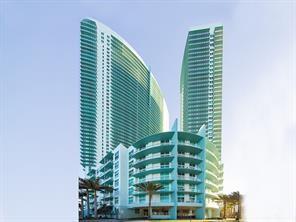 Quantum On The Bay Condo