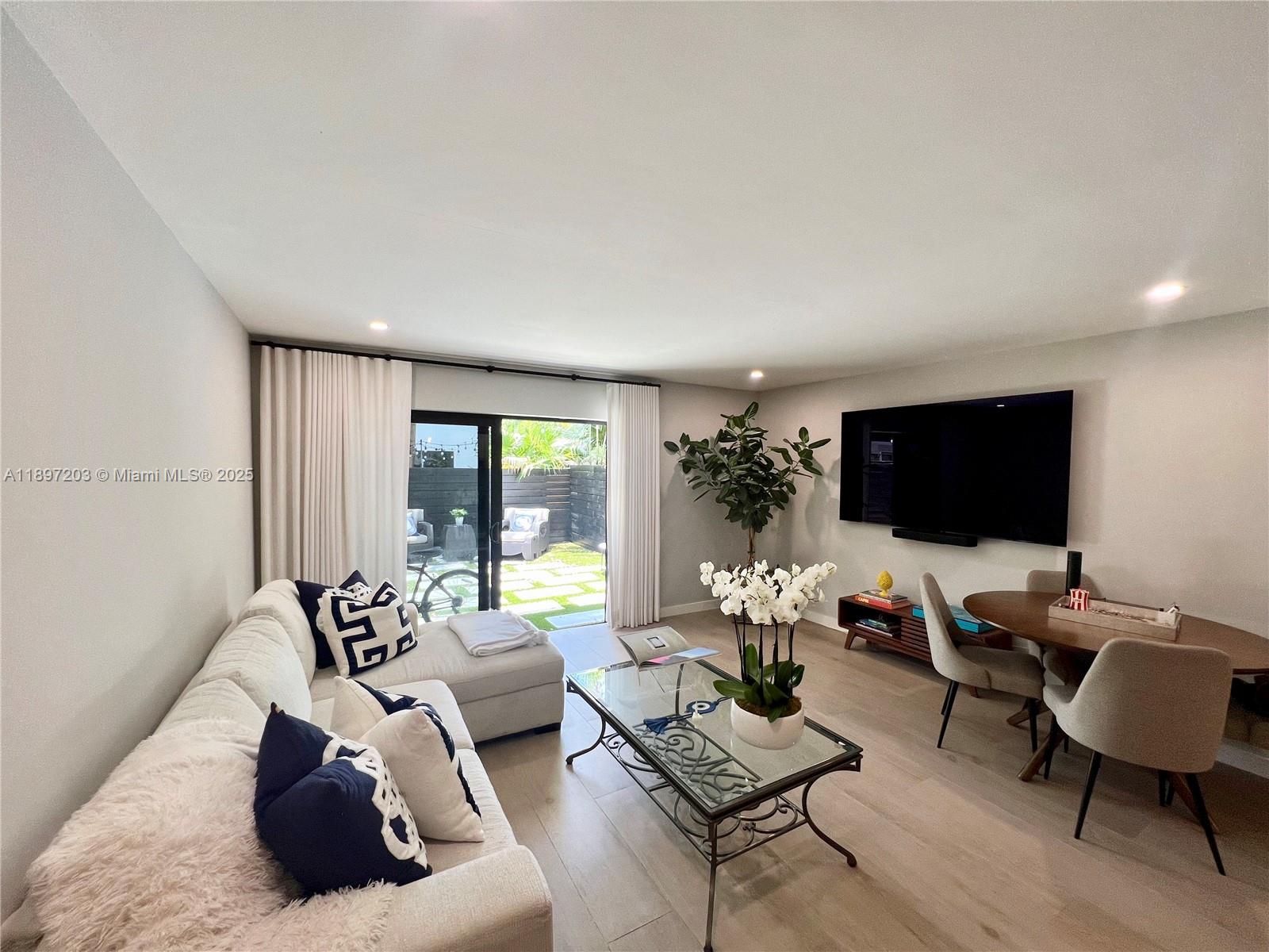 Grove Paradise Condo