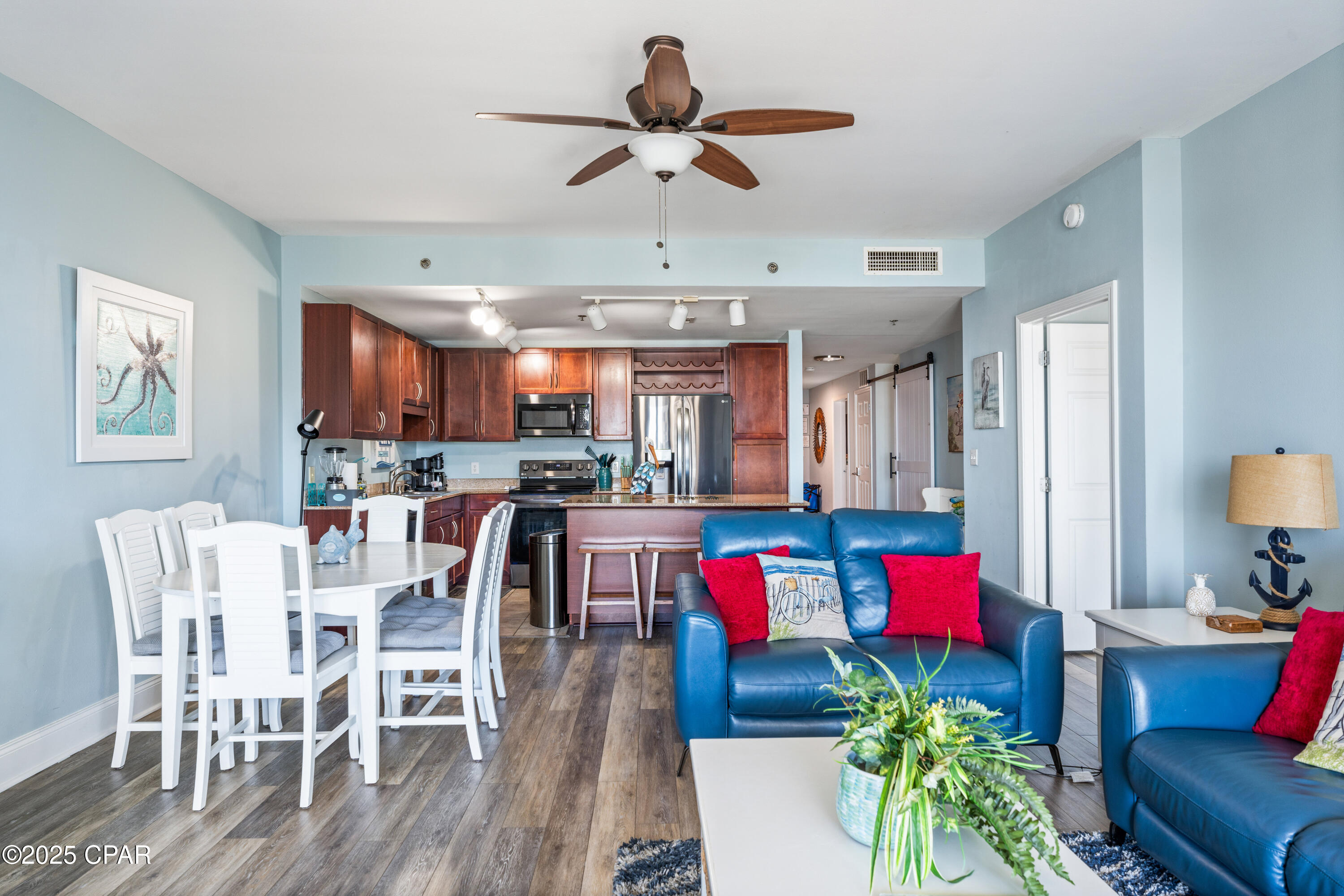 Image 10 For 9860 Thomas Drive 621