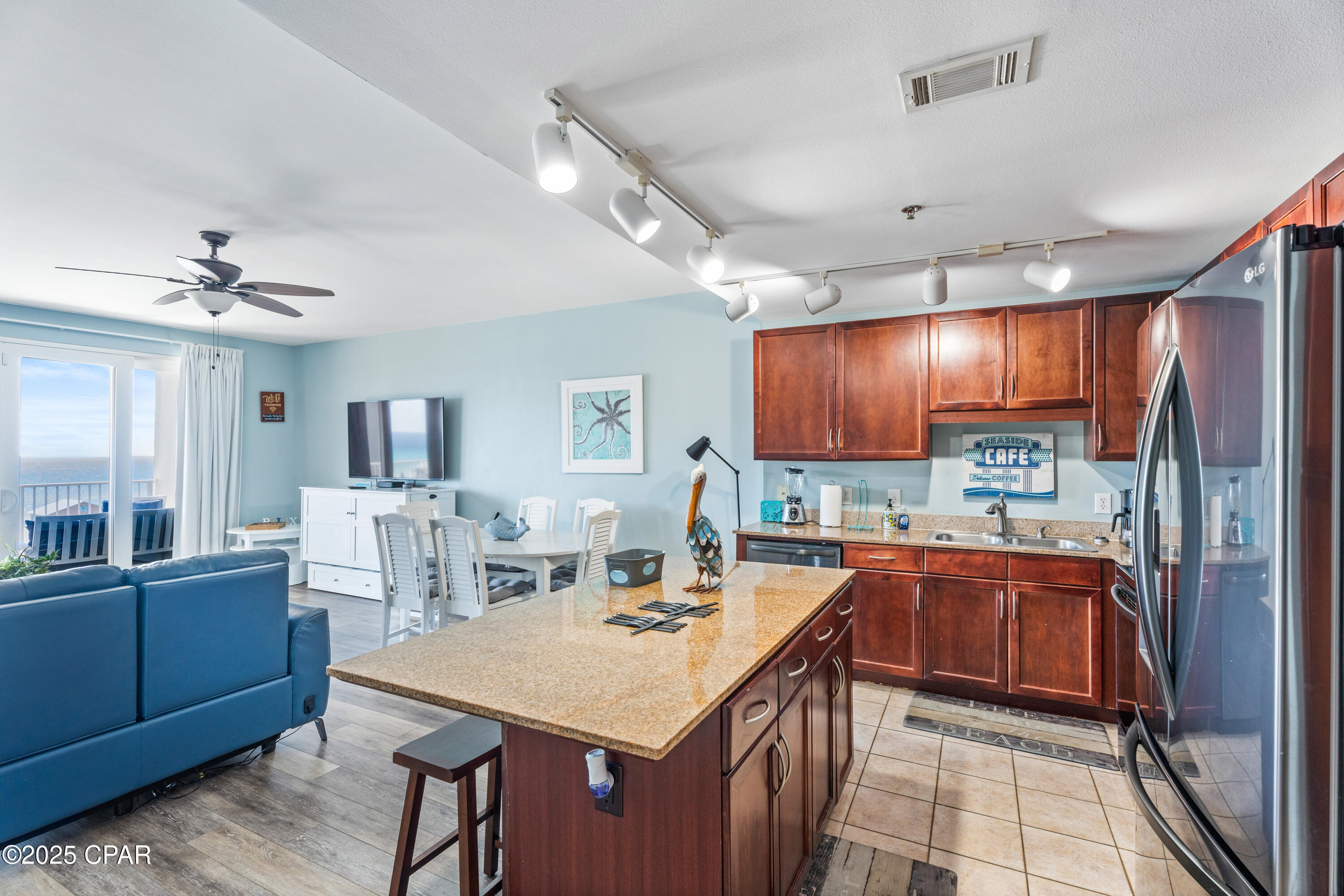 Image 16 For 9860 Thomas Drive 621