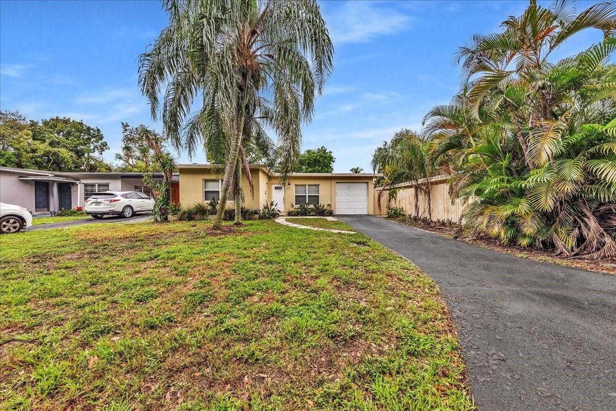 Homes for sale in Fort Lauderdale, FL | 1835 Park Ln, Fort Lauderdale, FL 33315 | MLS# F10532010