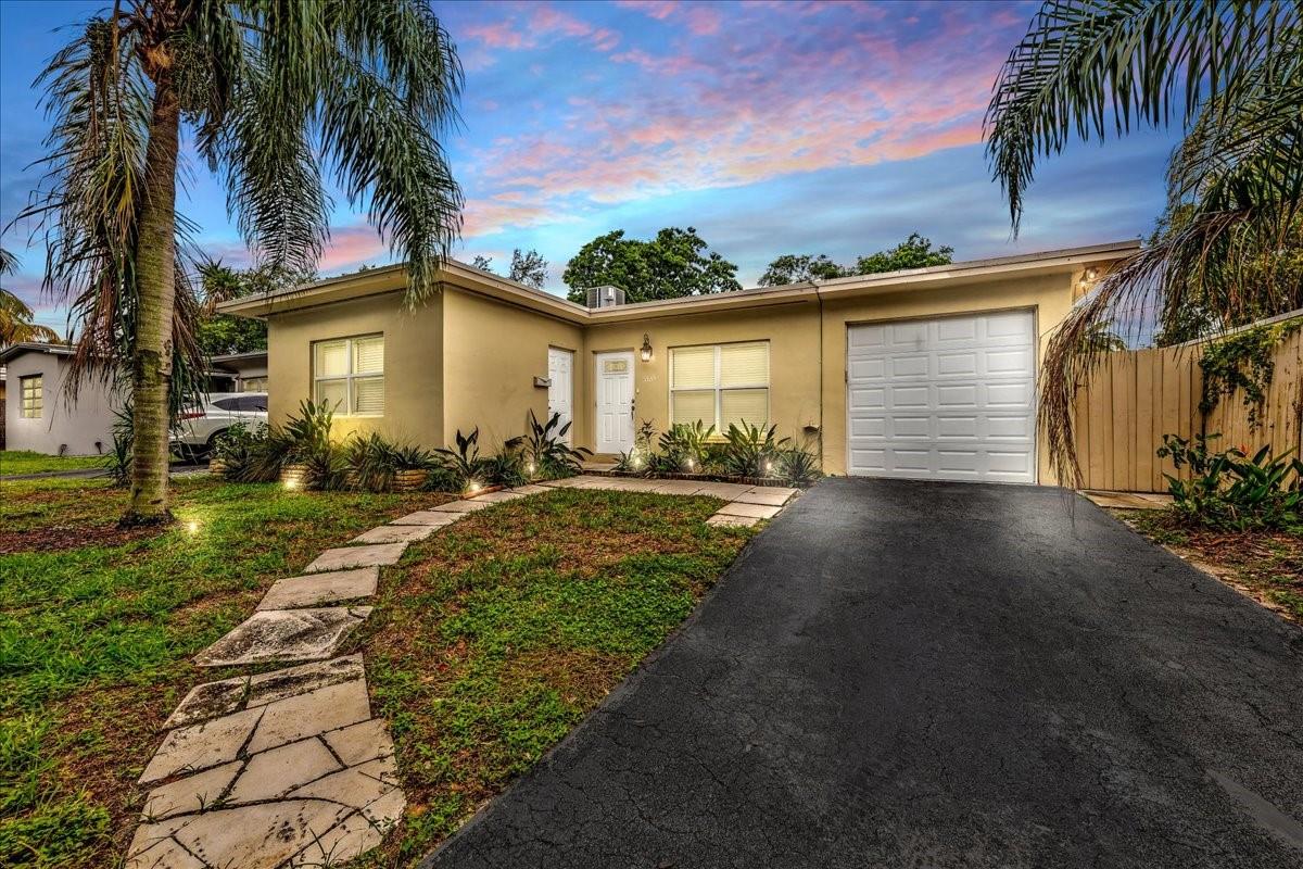 Homes for sale in Fort Lauderdale, FL | 1835 Park Ln, Fort Lauderdale, FL 33315 | MLS# F10532010
