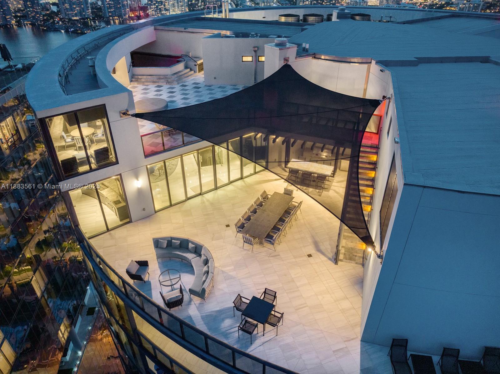 Apartamento en Venta en Sunny Isles Beach, FL