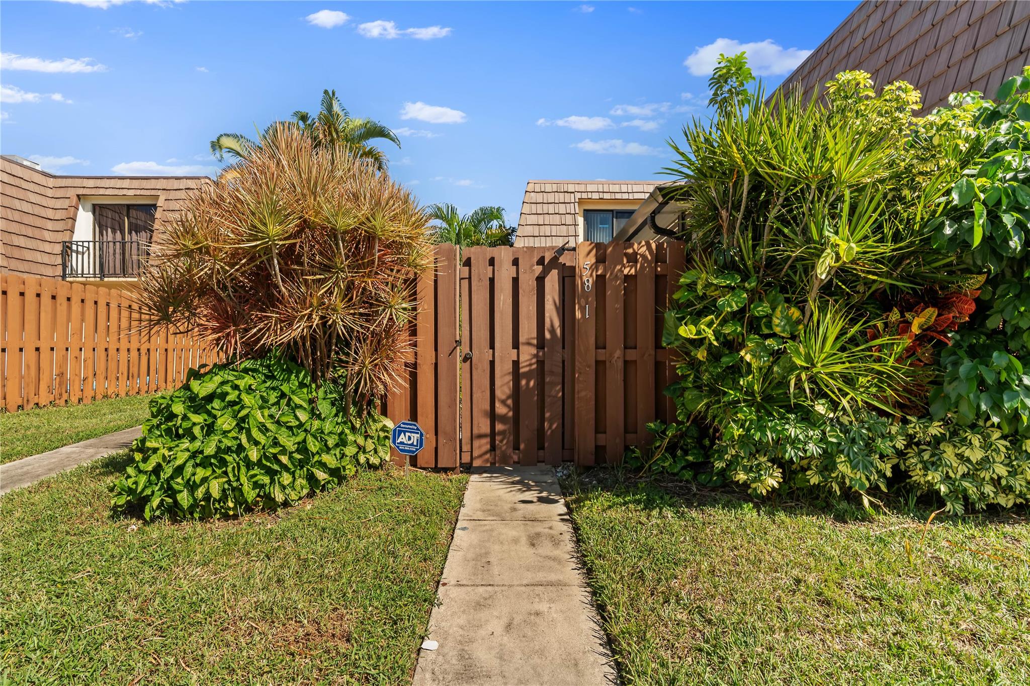 Homes for sale in Palm Springs, FL | 581 Springdale Cir #58-A, Palm Springs, FL 33461 | MLS# F10530787