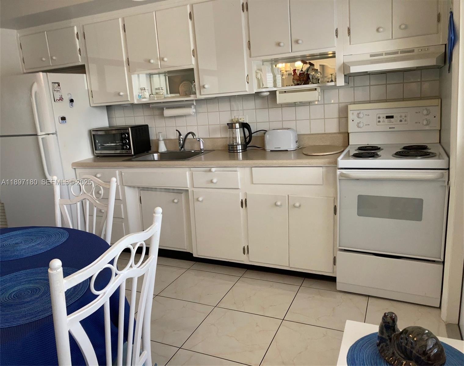 Homes for sale in Dania Beach, FL | 223 S Federal Hwy #46, Dania Beach, FL 33004 | MLS# A11897180