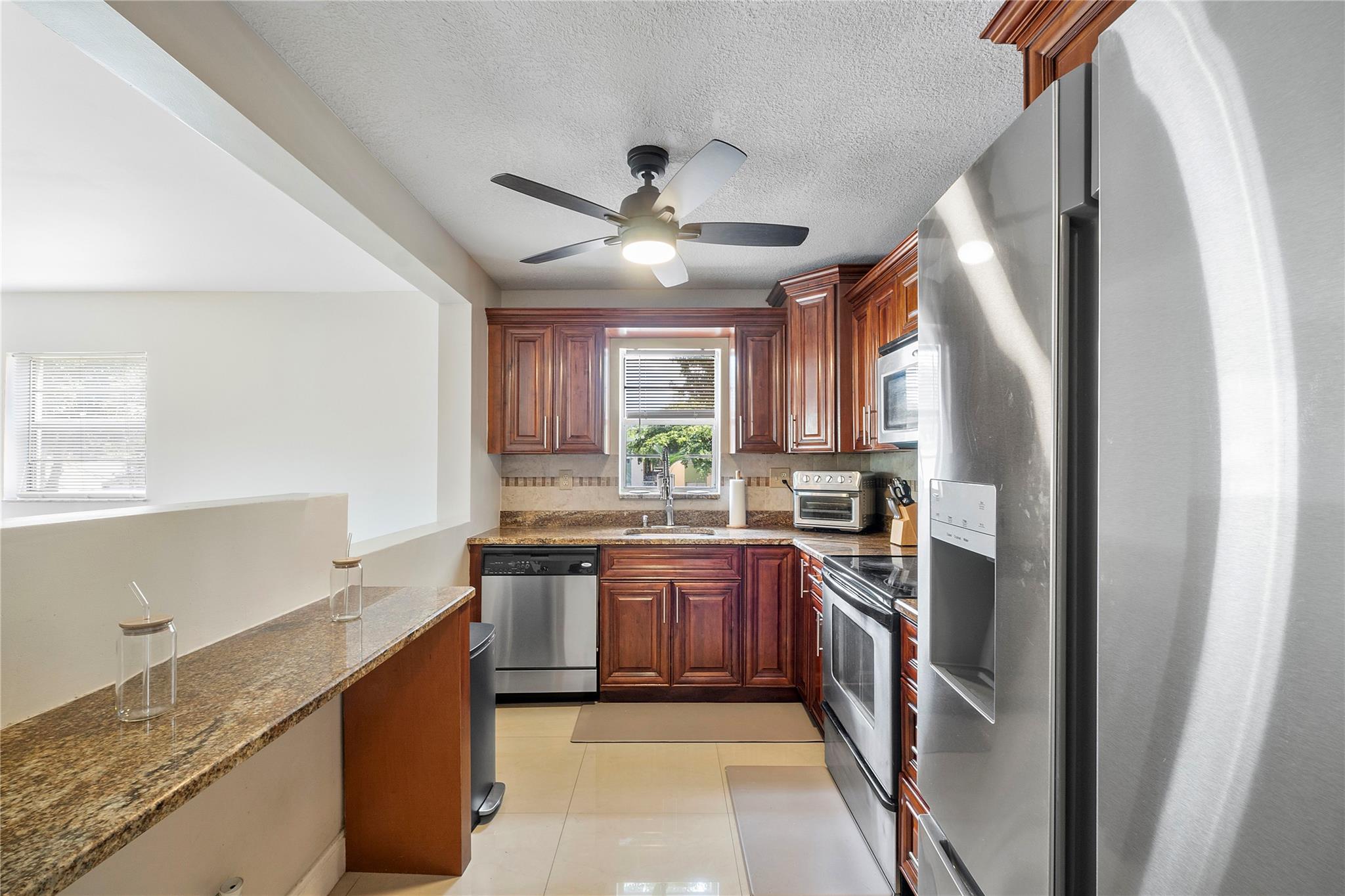 Homes for sale in Coral Springs, FL | 4154 Nw 90th Ave #201, Coral Springs, FL 33065 | MLS# F10532018