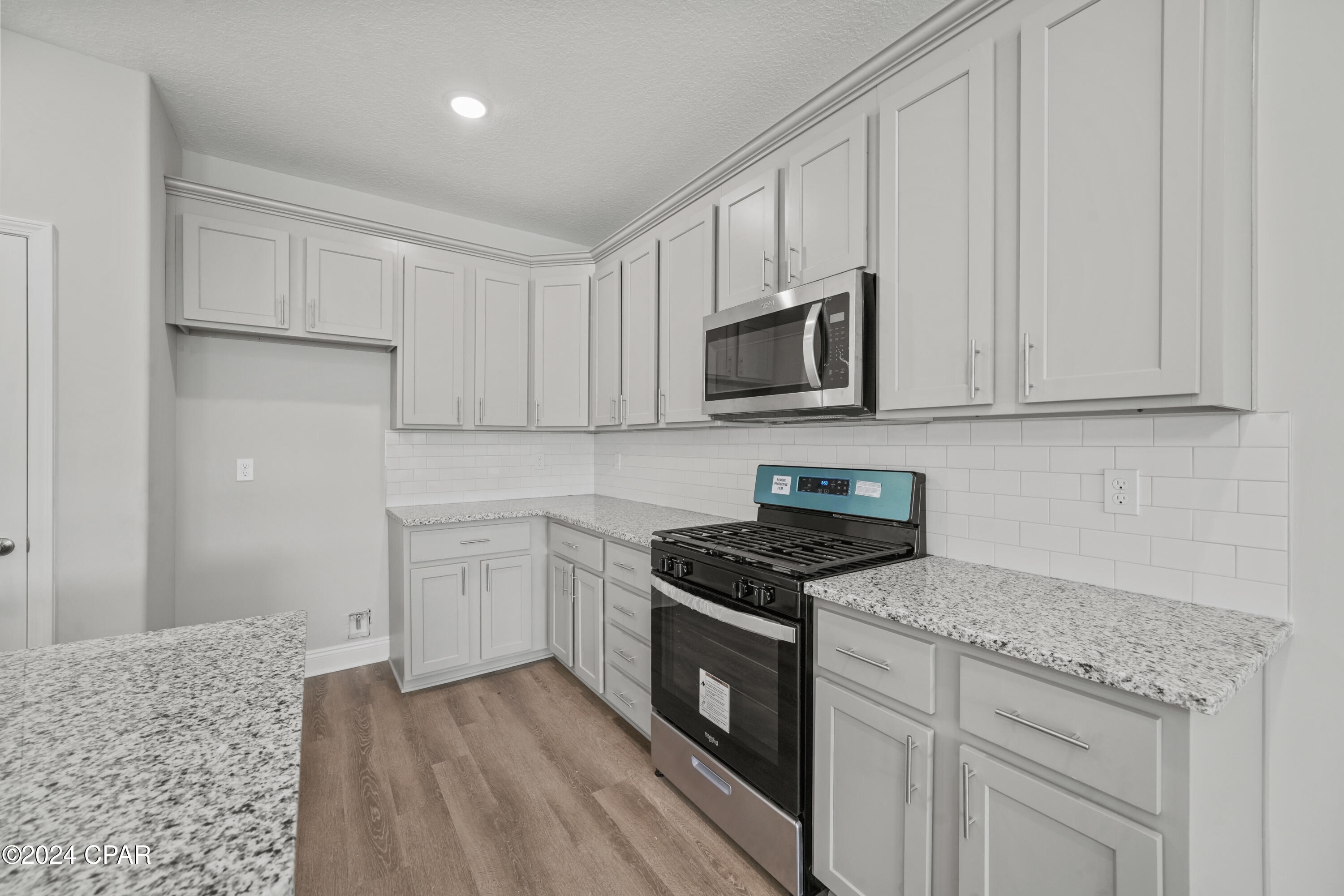 Image 12 For 290 Arazzo Way 1