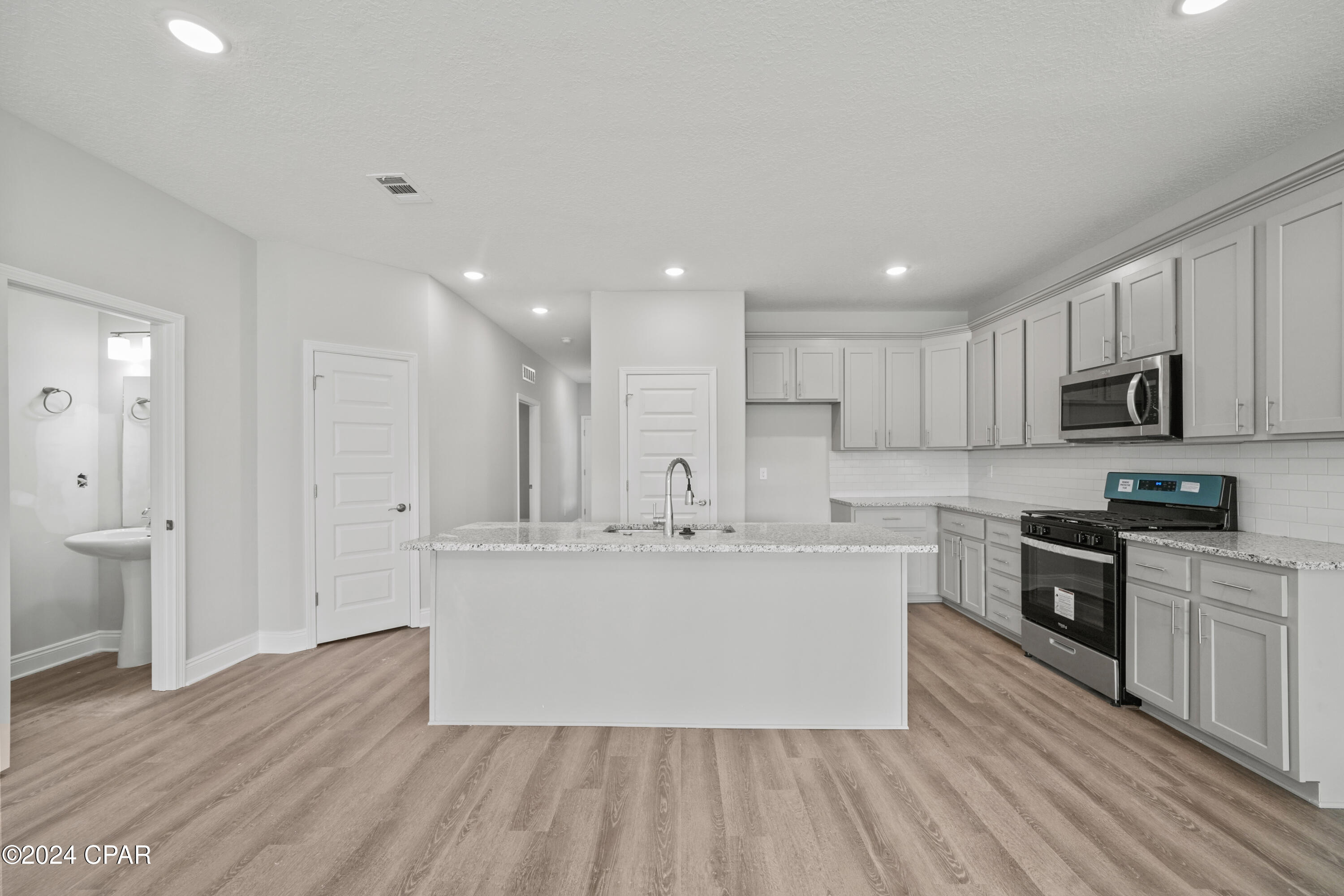 Image 13 For 290 Arazzo Way 1