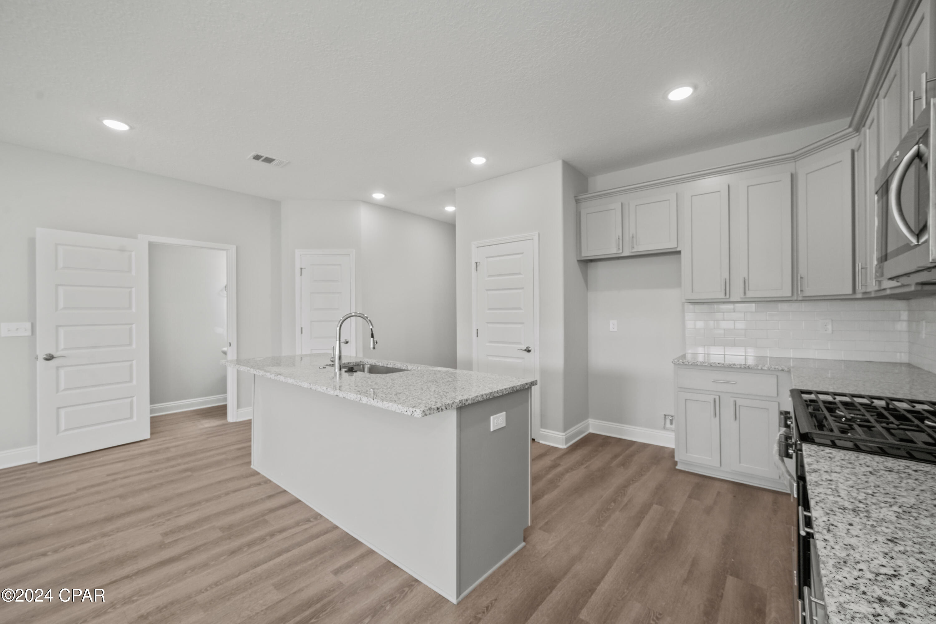 Image 14 For 290 Arazzo Way 1