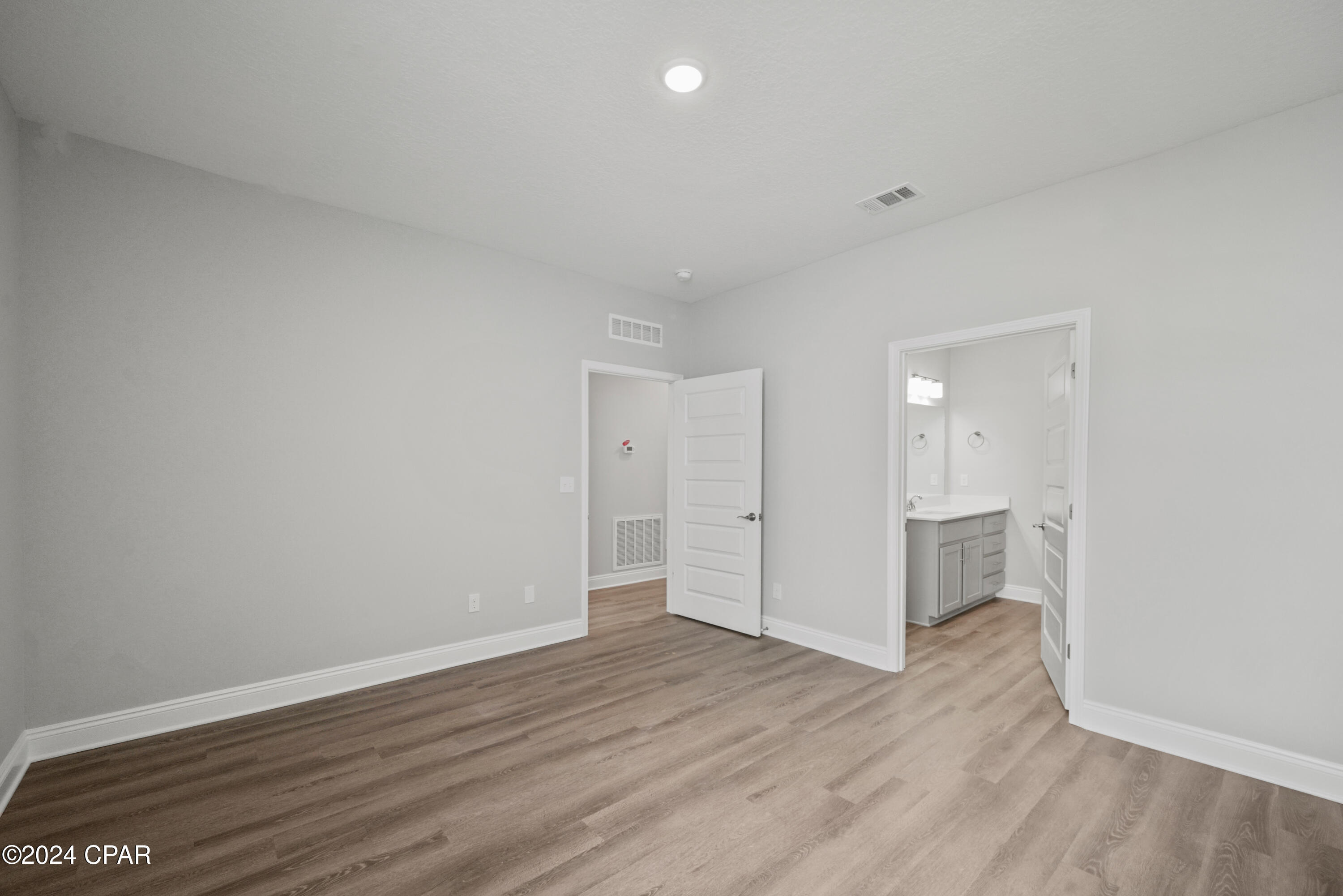 Image 23 For 290 Arazzo Way 1
