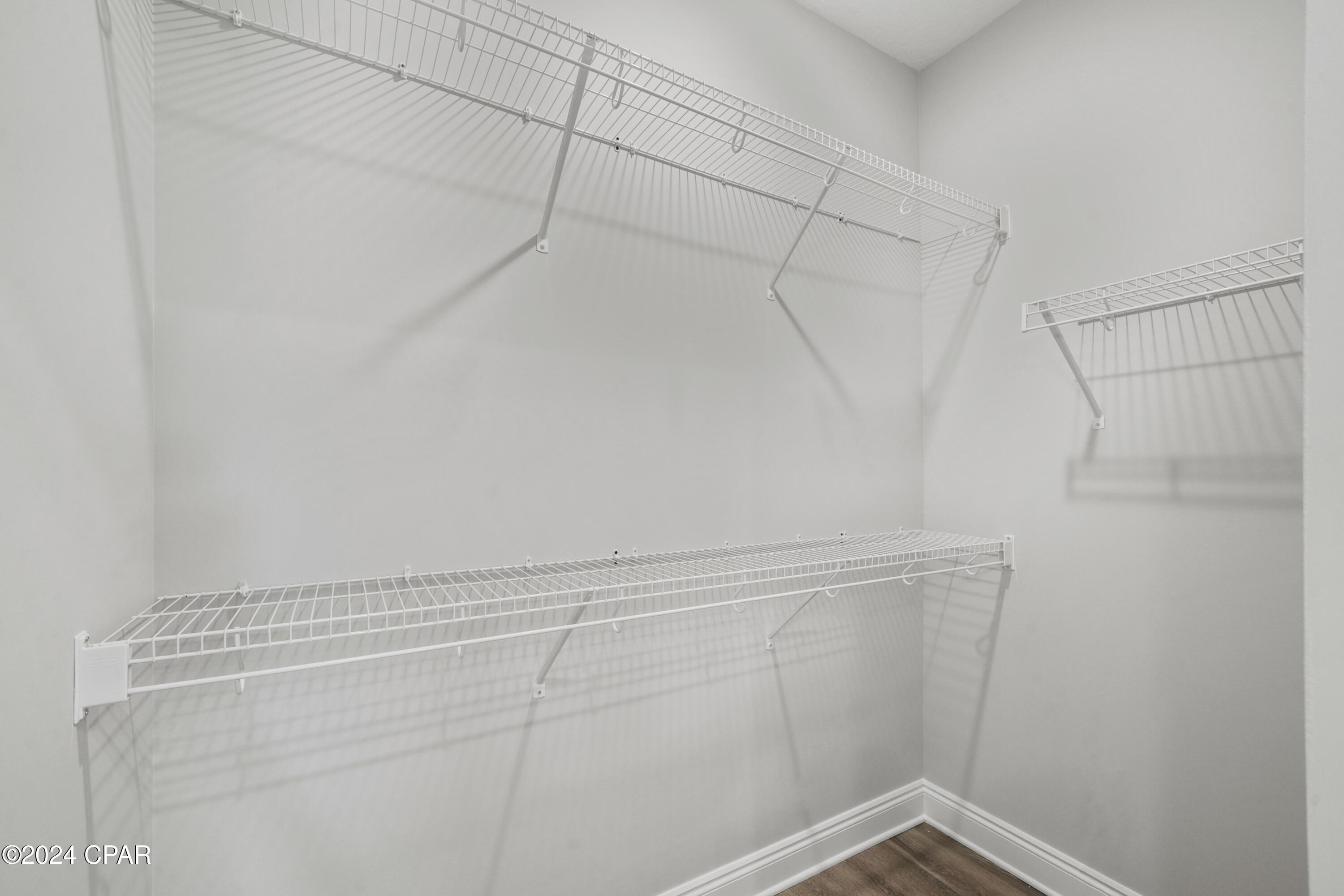 Image 28 For 290 Arazzo Way 1