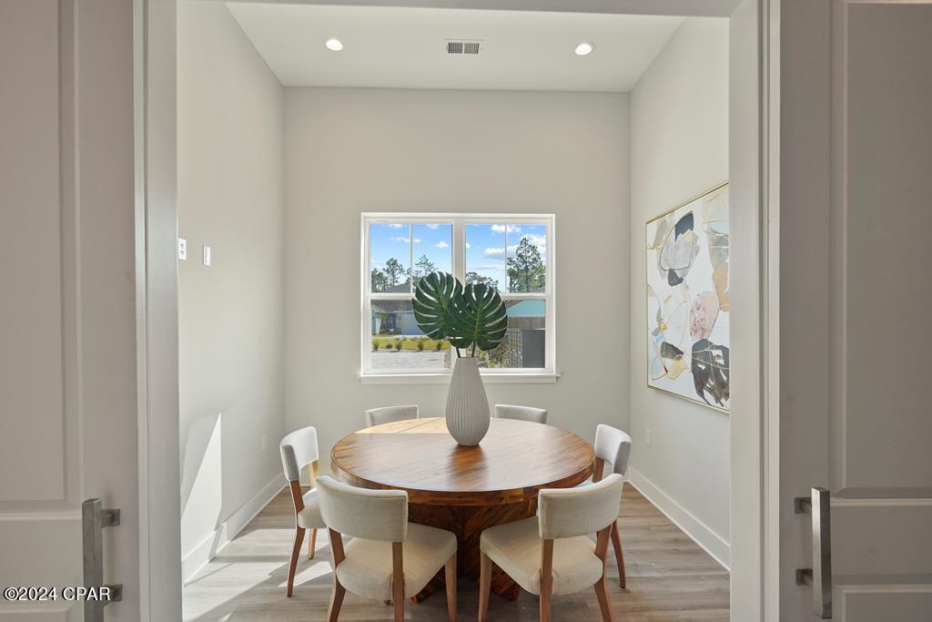 Image 35 For 290 Arazzo Way 1