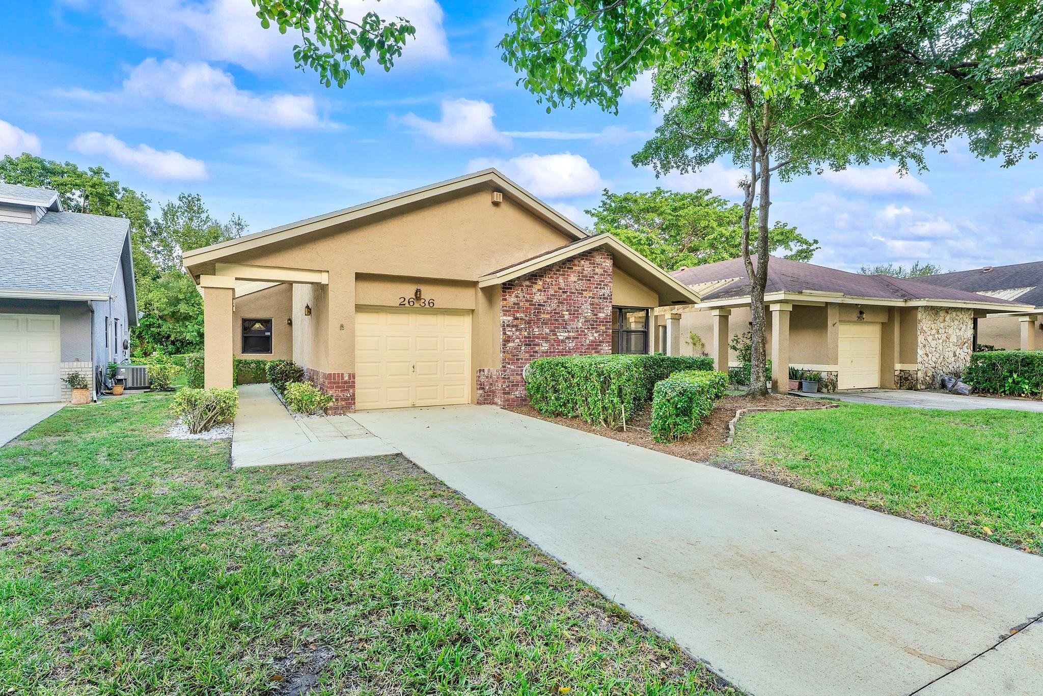 Homes for sale in Coconut Creek, FL | 2636 Calliandra Ter, Coconut Creek, FL 33063 | MLS# F10531280